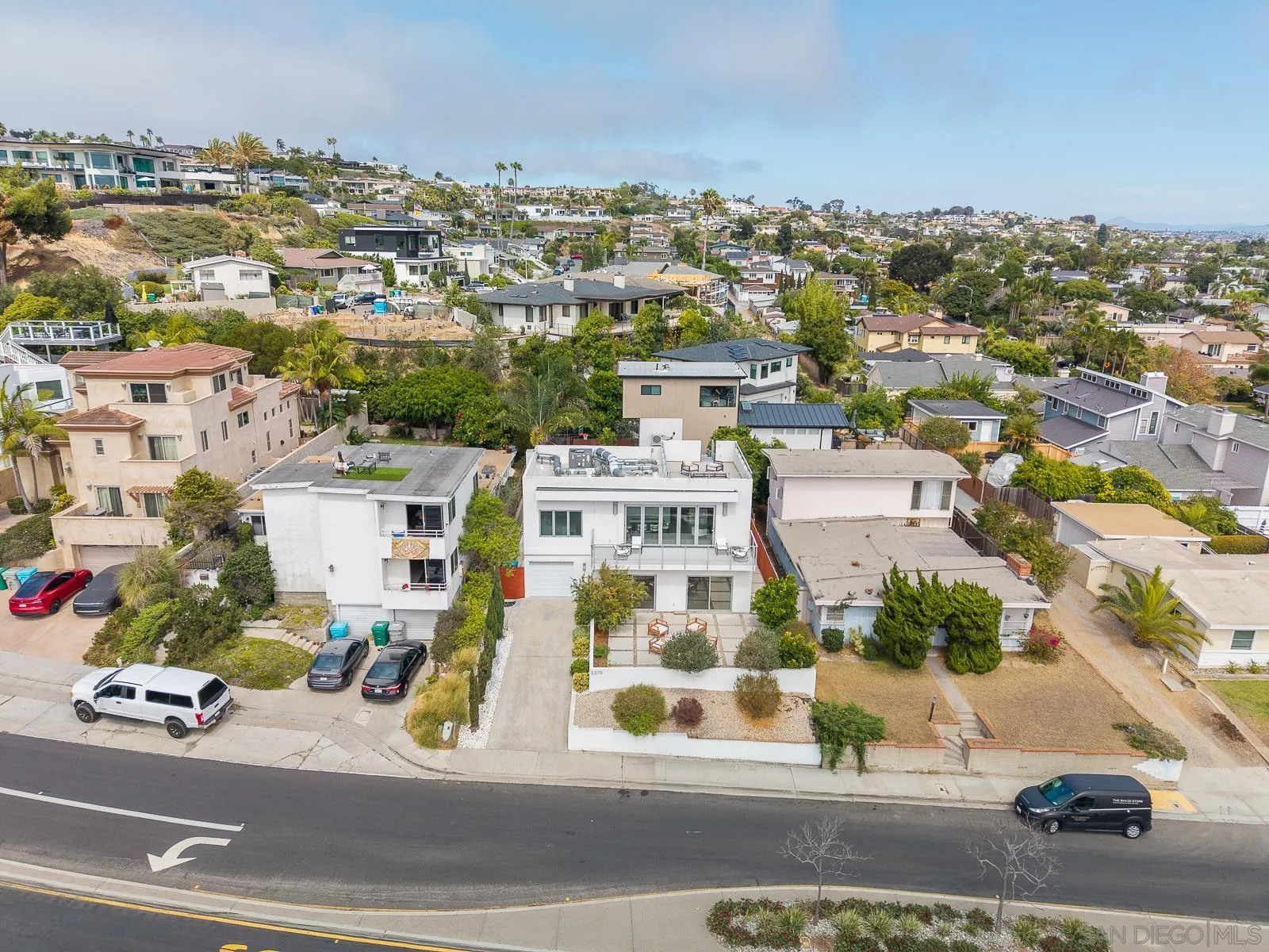 https://cdn.realtyfeed.com/cdn/127/260018121/e33817d6e46f56d86d1cb6c91c65d246.webp