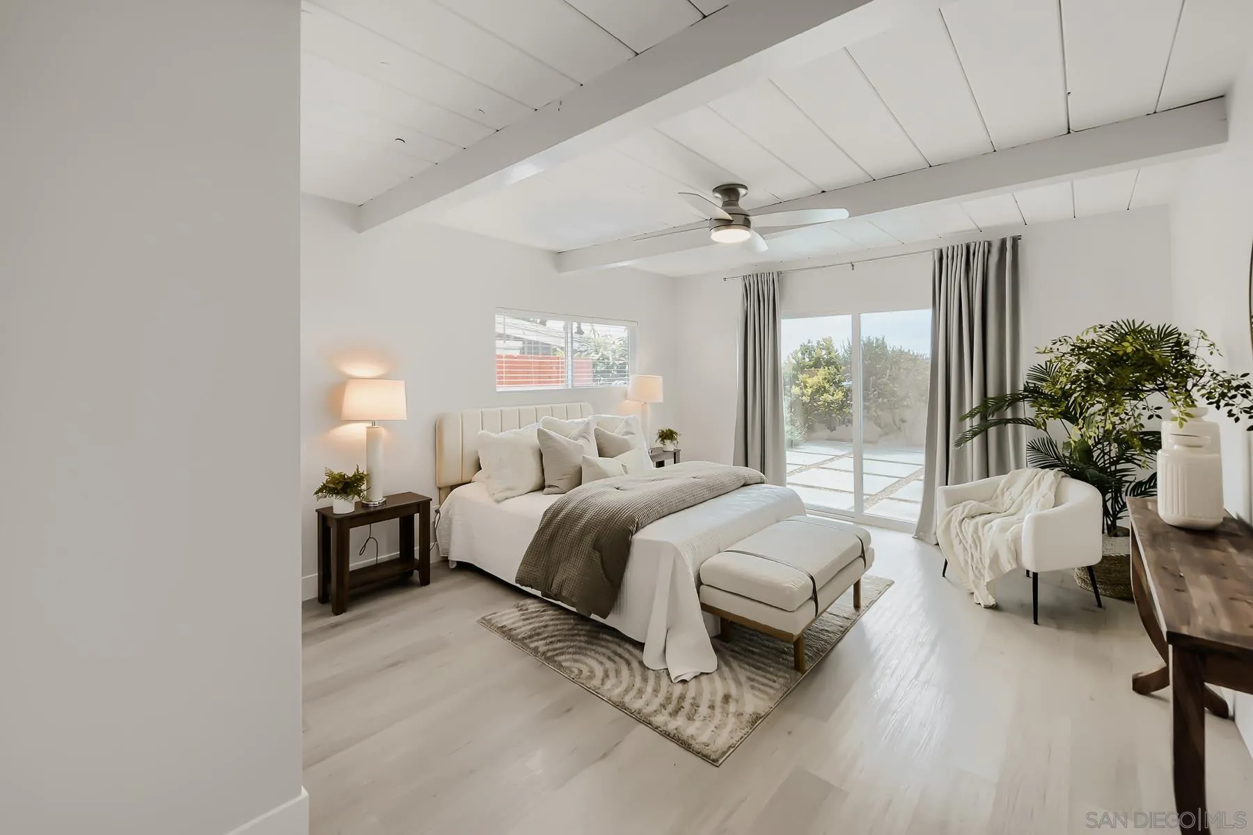 https://cdn.realtyfeed.com/cdn/127/260018121/e7e47c4cd5a33a504d27704eb8be8b27.webp