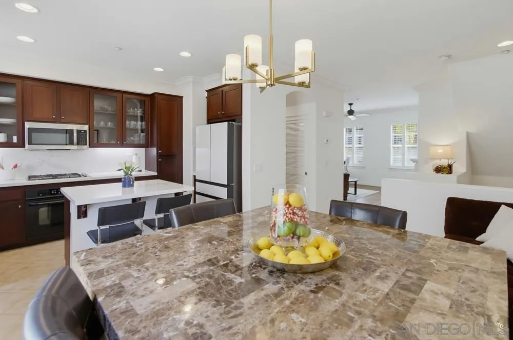 Photo #14: 260018124 Listing: Photo #14