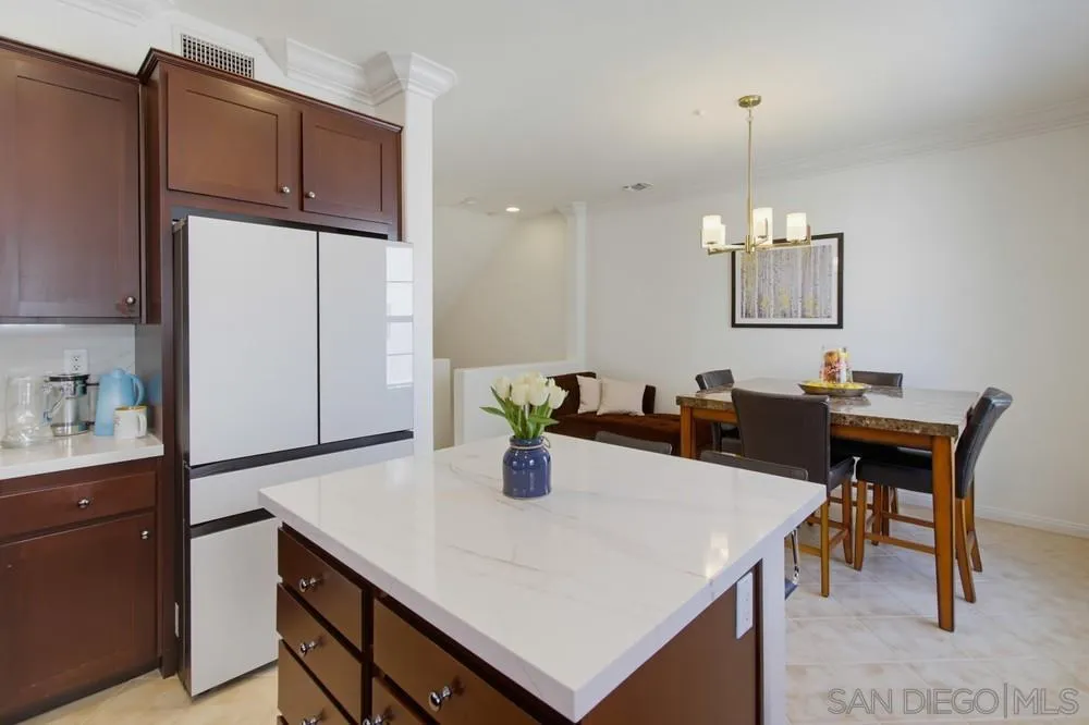 Photo #12: 260018124 Listing: Photo #12