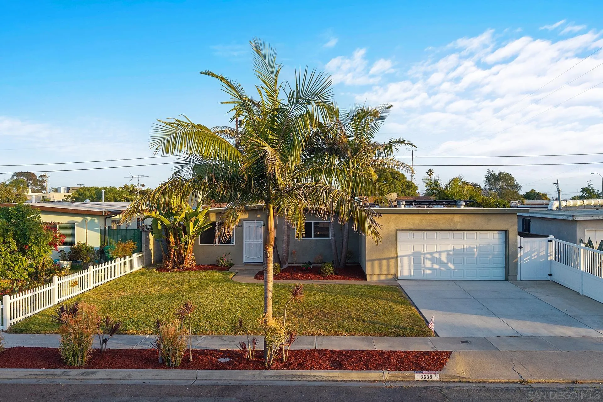 https://cdn.realtyfeed.com/cdn/127/260018127/2c29a12d4e33fda4243be2bc0ef11089.webp