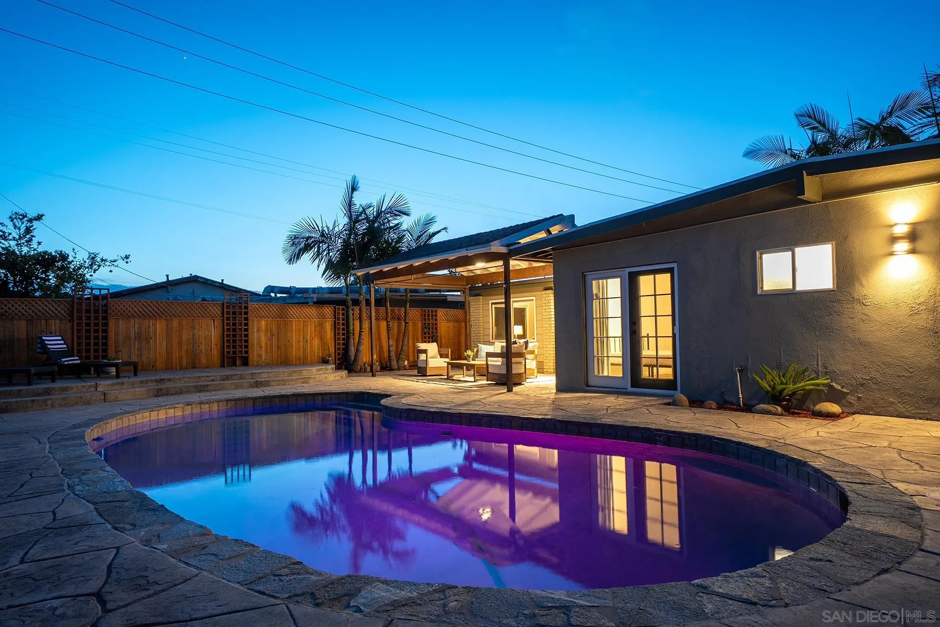 https://cdn.realtyfeed.com/cdn/127/260018127/b5e30d0cf6f156d56afa872e16c3ef96.webp