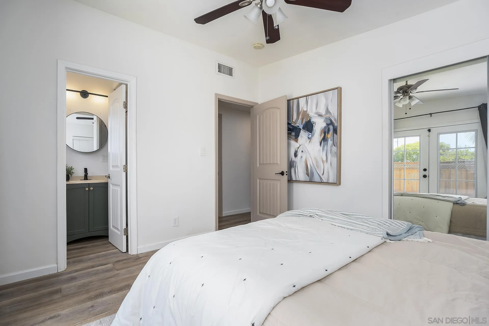 https://cdn.realtyfeed.com/cdn/127/260018127/bec8d3b577c64f71804f88f47cb63070.webp