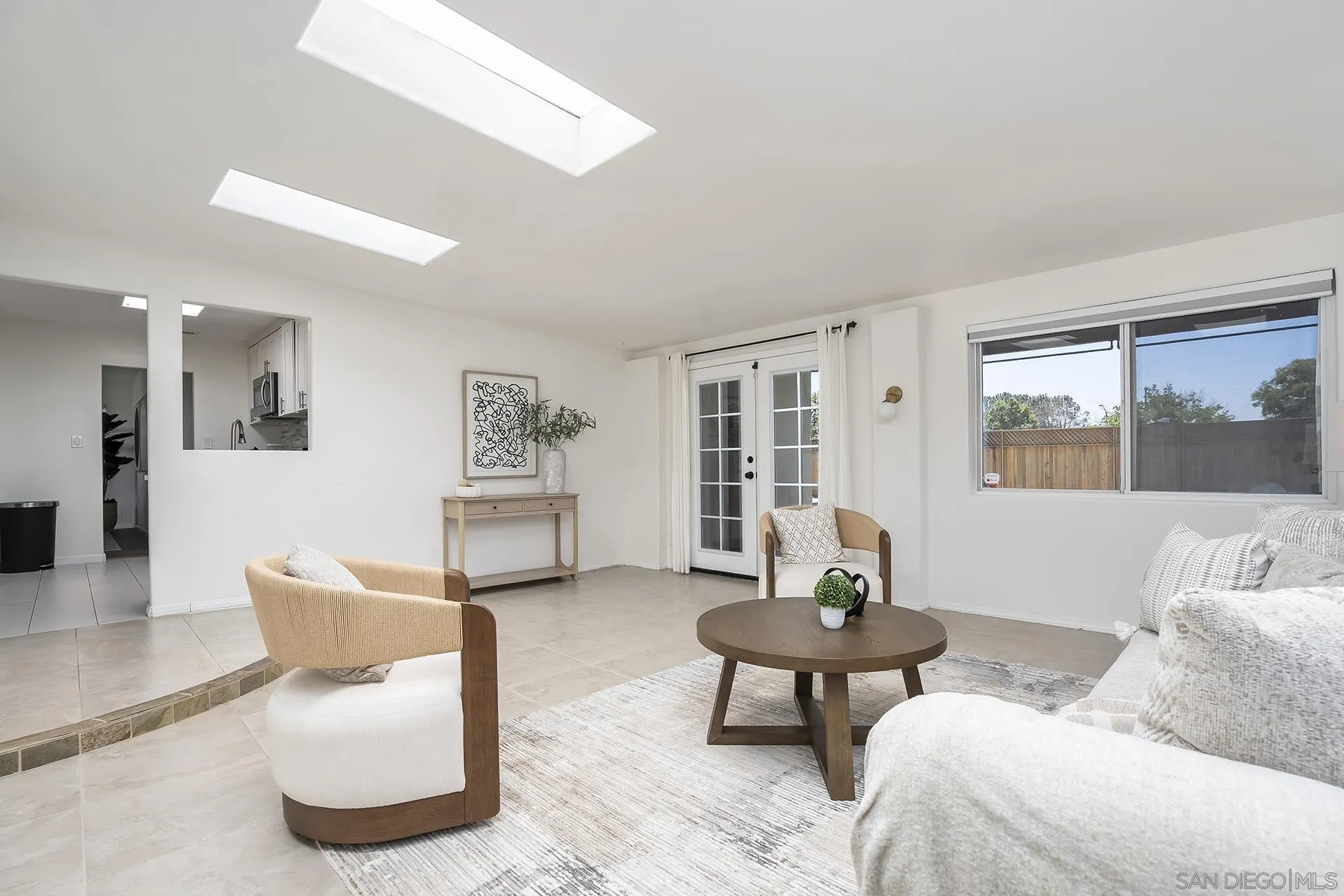 https://cdn.realtyfeed.com/cdn/127/260018127/d07f4b3d68a7a4a2c4aac212f4ad0fd4.webp