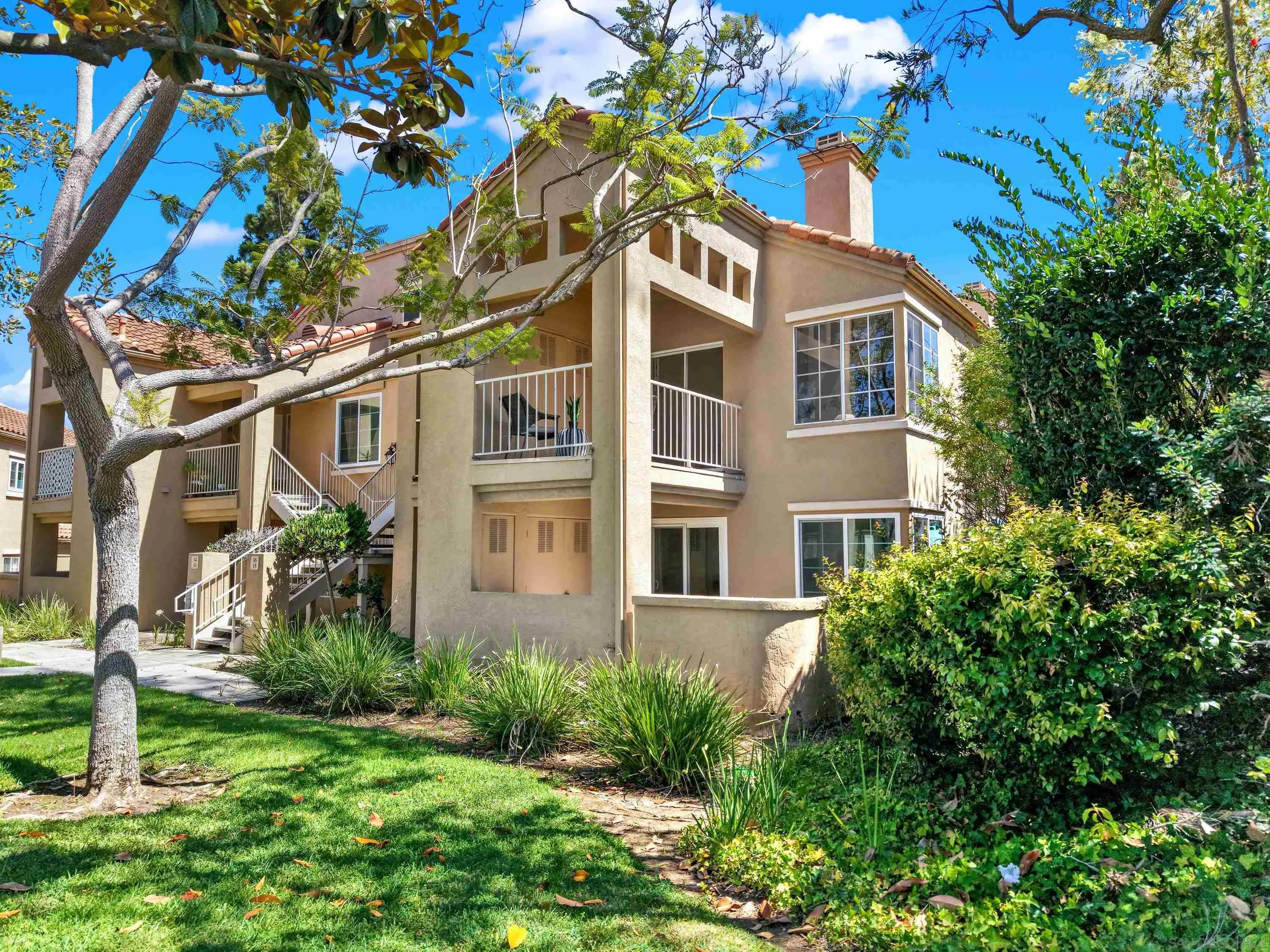 Photo #1: 260018129 Listing: Photo #1