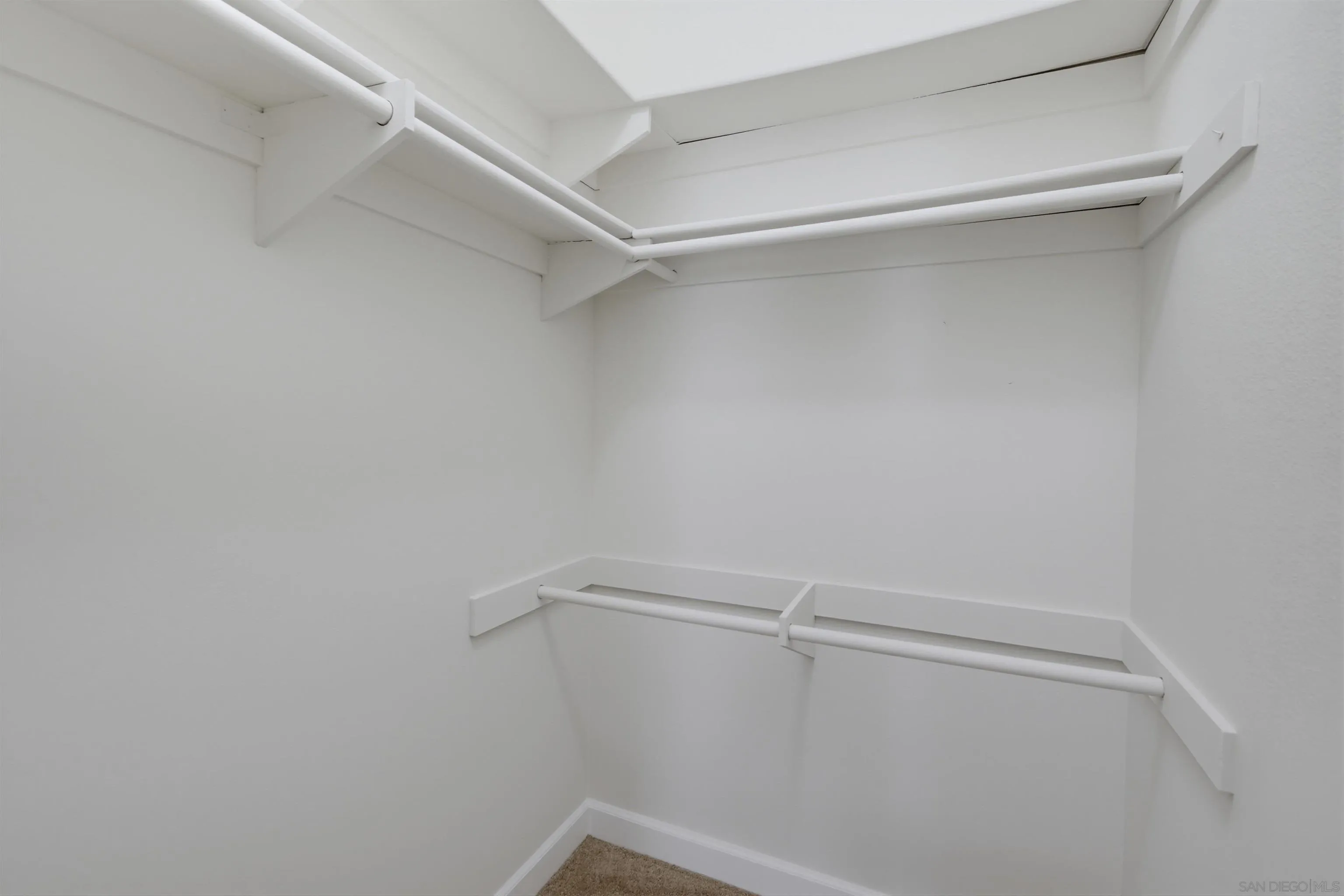 Photo #15: 260018130 Listing: Photo #15