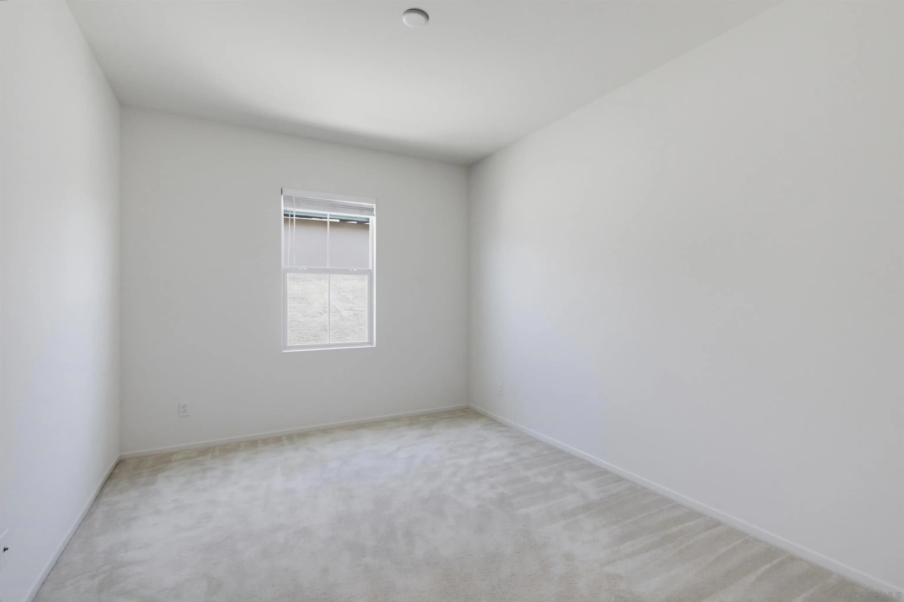 https://cdn.realtyfeed.com/cdn/127/260018132/2463eaed555d69ccaa888cc90d66b15e.webp