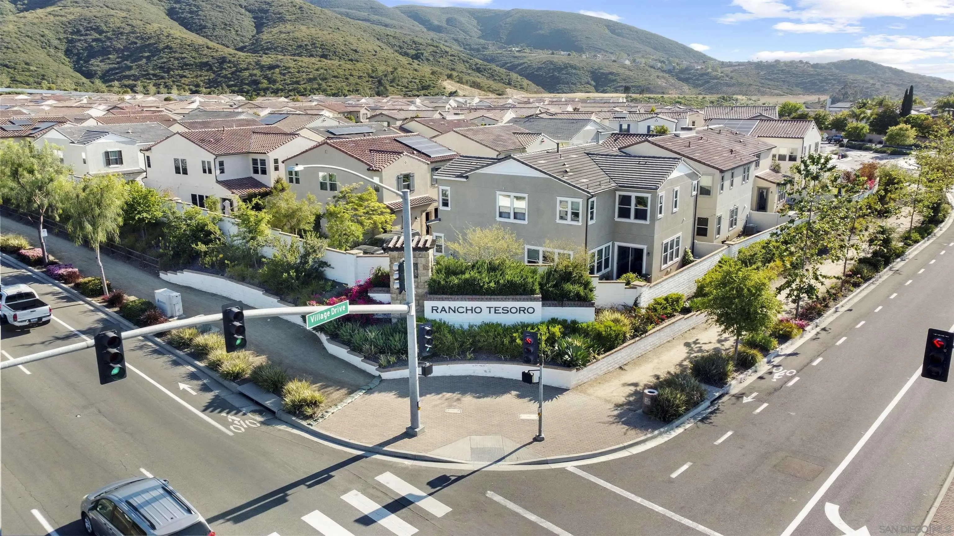 https://cdn.realtyfeed.com/cdn/127/260018132/c43316b1a823fd1c6936a9568b2bc65e.webp