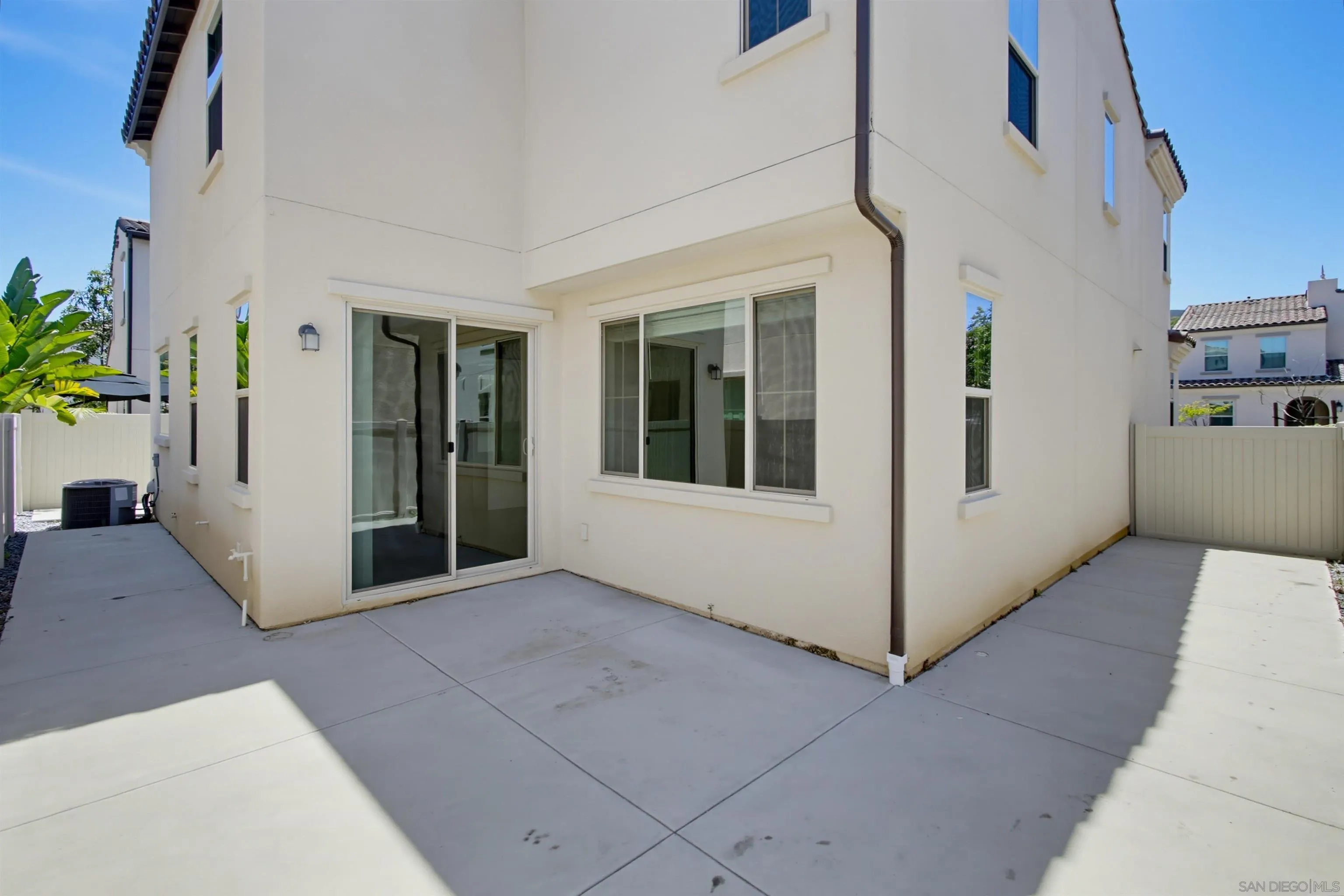 https://cdn.realtyfeed.com/cdn/127/260018132/ef9aba5766939a86b529b94ea0060c99.webp