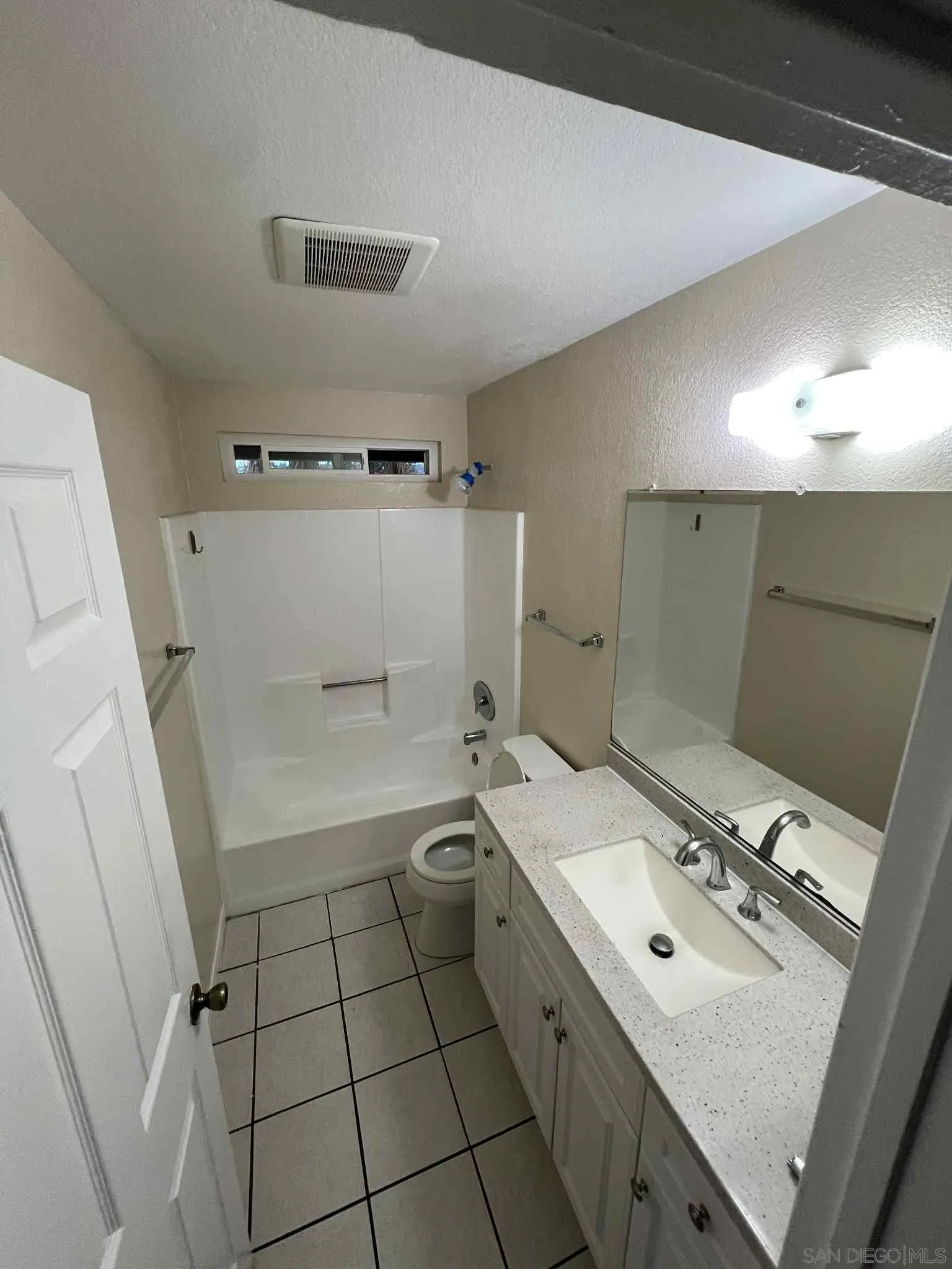 9095-97 Fitzgerald Way, Spring Valley, CA 91977 - Photo 5 of 17, Spring Valley, CA