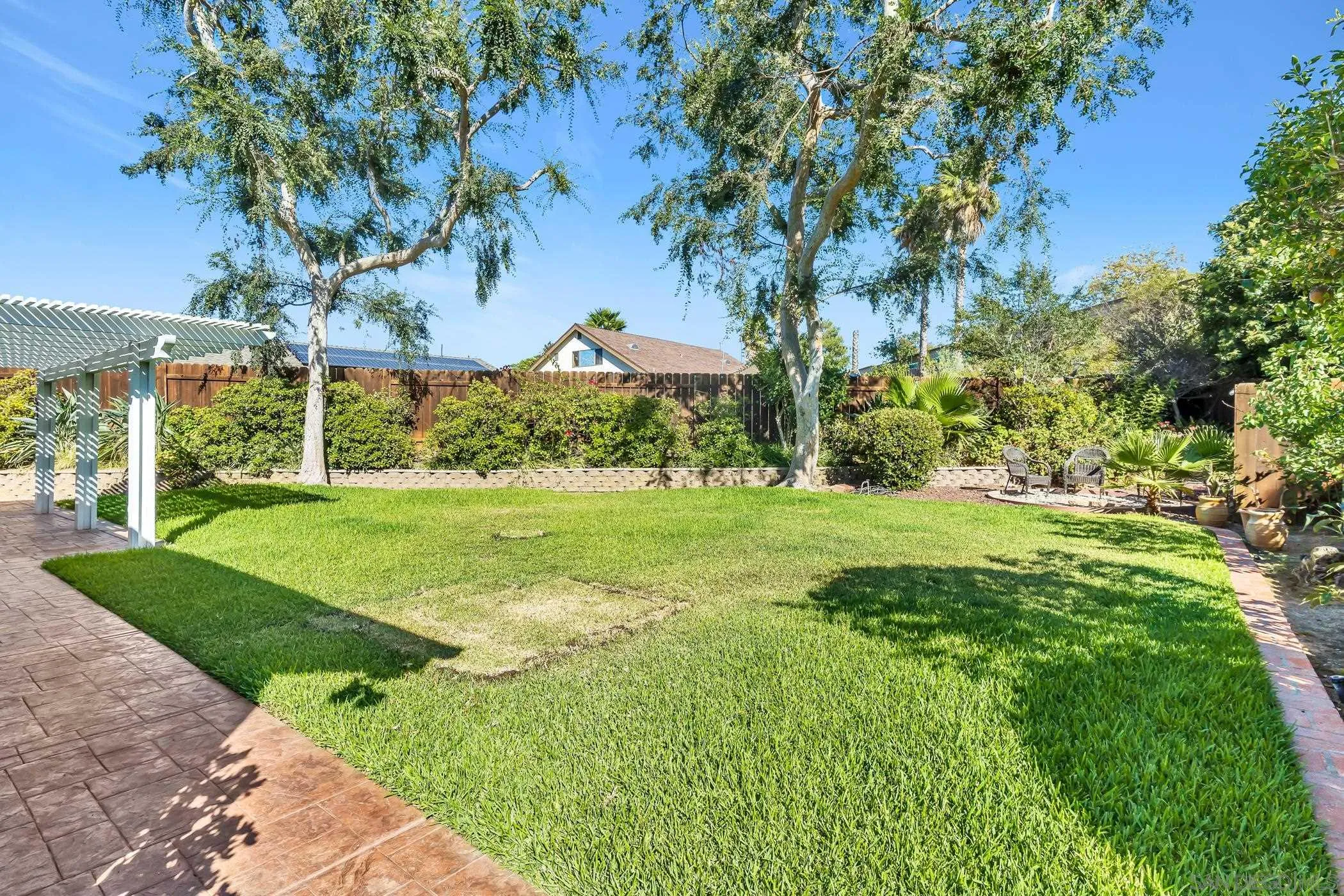 https://cdn.realtyfeed.com/cdn/127/260018134/4bdce182072c26f8d2a9d09aaa64f8e0.webp