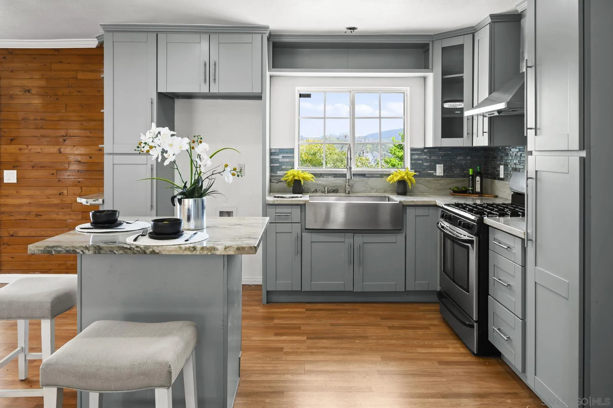 https://cdn.realtyfeed.com/cdn/127/260018135/20191ed298db206893a8a948608a50cd.webp