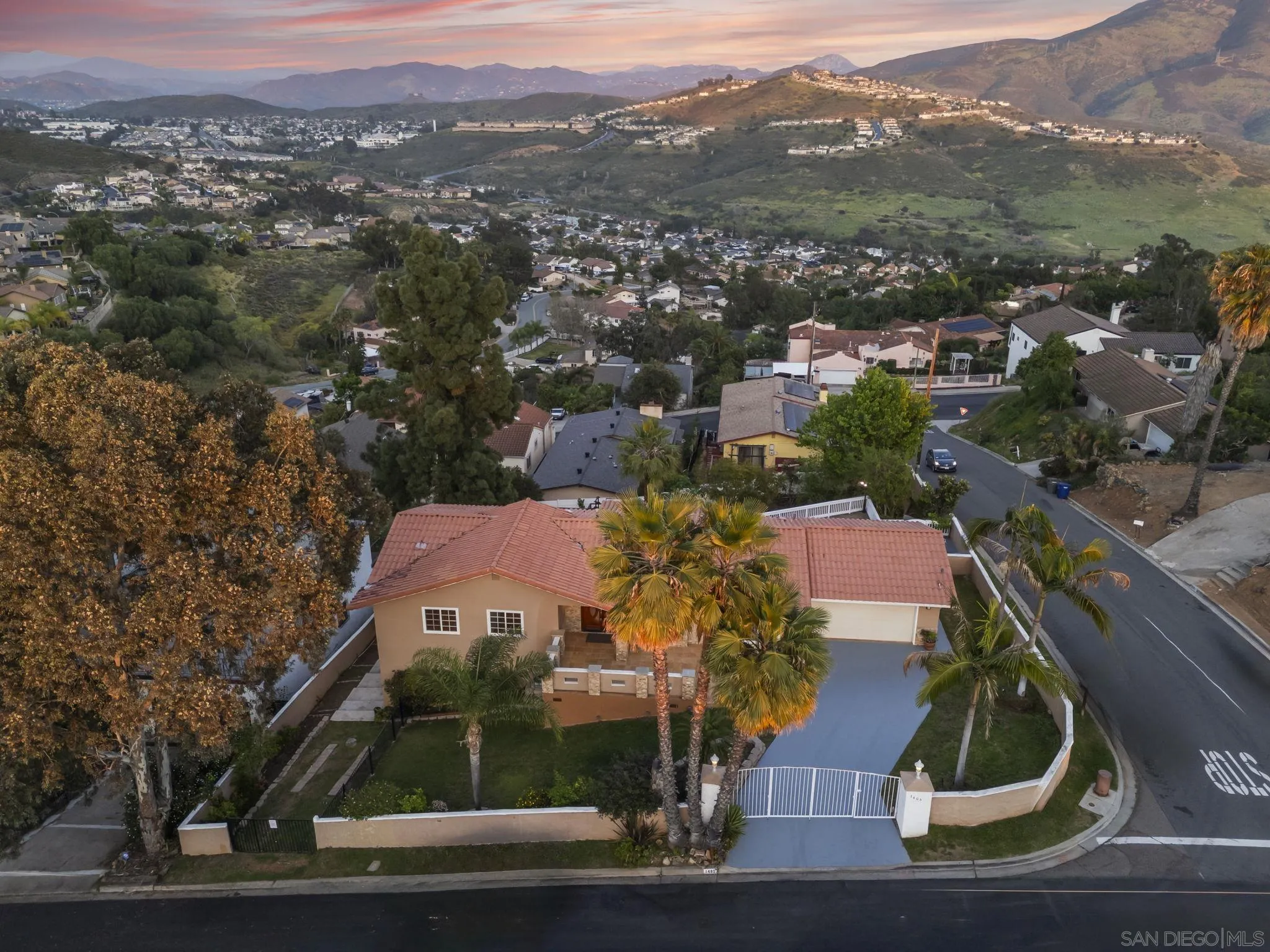 https://cdn.realtyfeed.com/cdn/127/260018135/5195ce2250245d8d99140ca56d1f01ea.webp