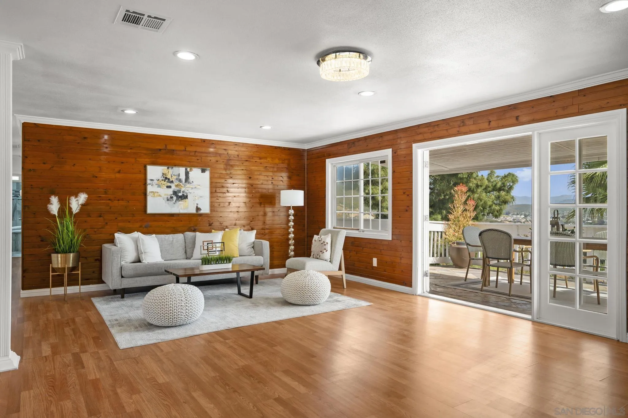 https://cdn.realtyfeed.com/cdn/127/260018135/b234cea02e3d322c3140e740a70d669f.webp