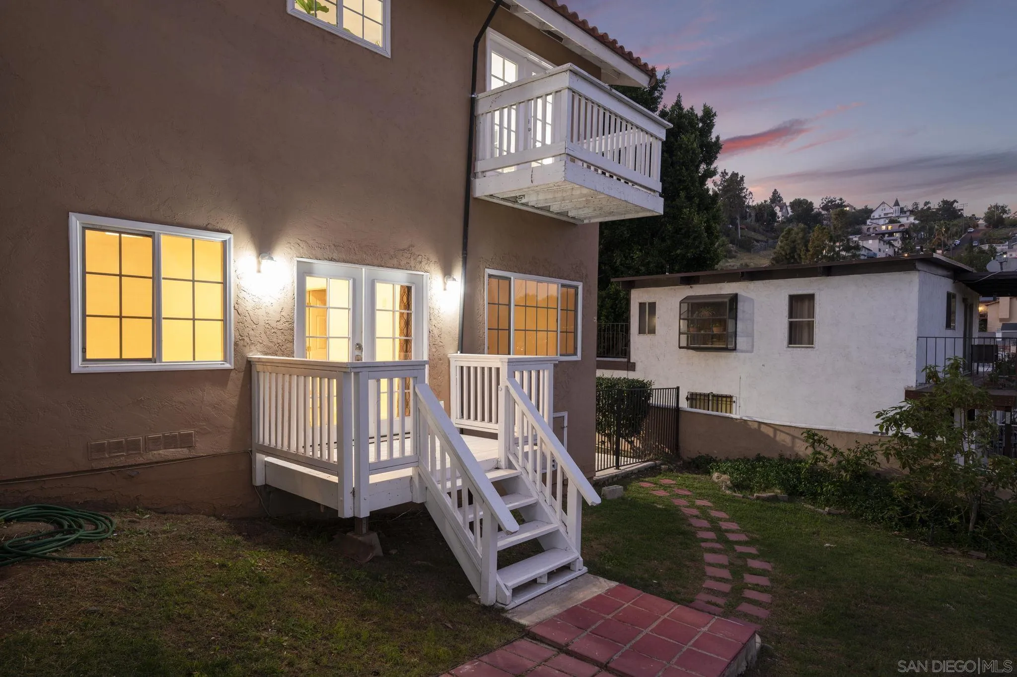 https://cdn.realtyfeed.com/cdn/127/260018135/f6ae711be755b35c79d36e456e715958.webp