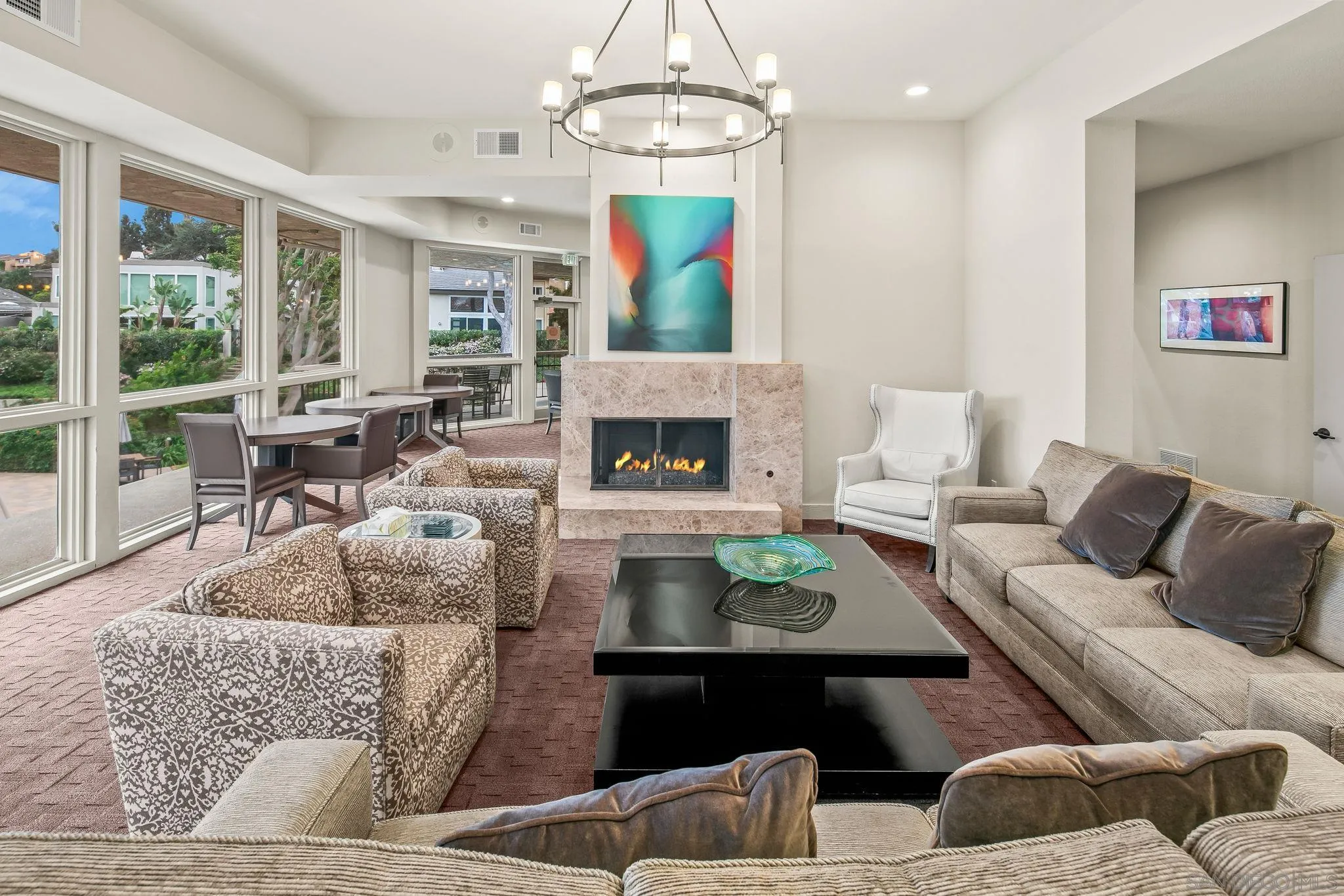 https://cdn.realtyfeed.com/cdn/127/260018136/2986ca44fcc6e2fd1a0f787544d4d493.webp
