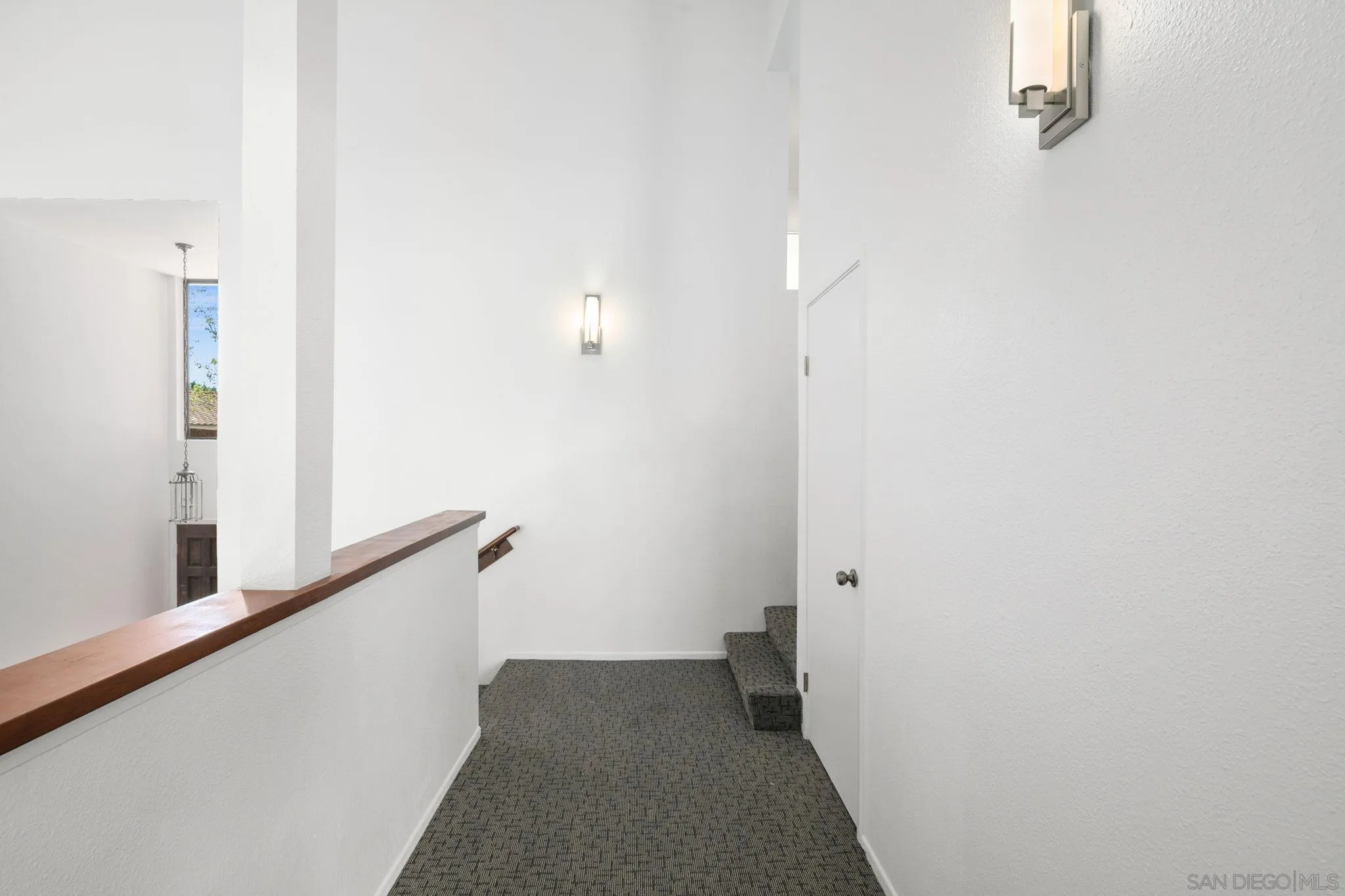 https://cdn.realtyfeed.com/cdn/127/260018136/805728fe09dbd8aebba2023ee49f2f49.webp