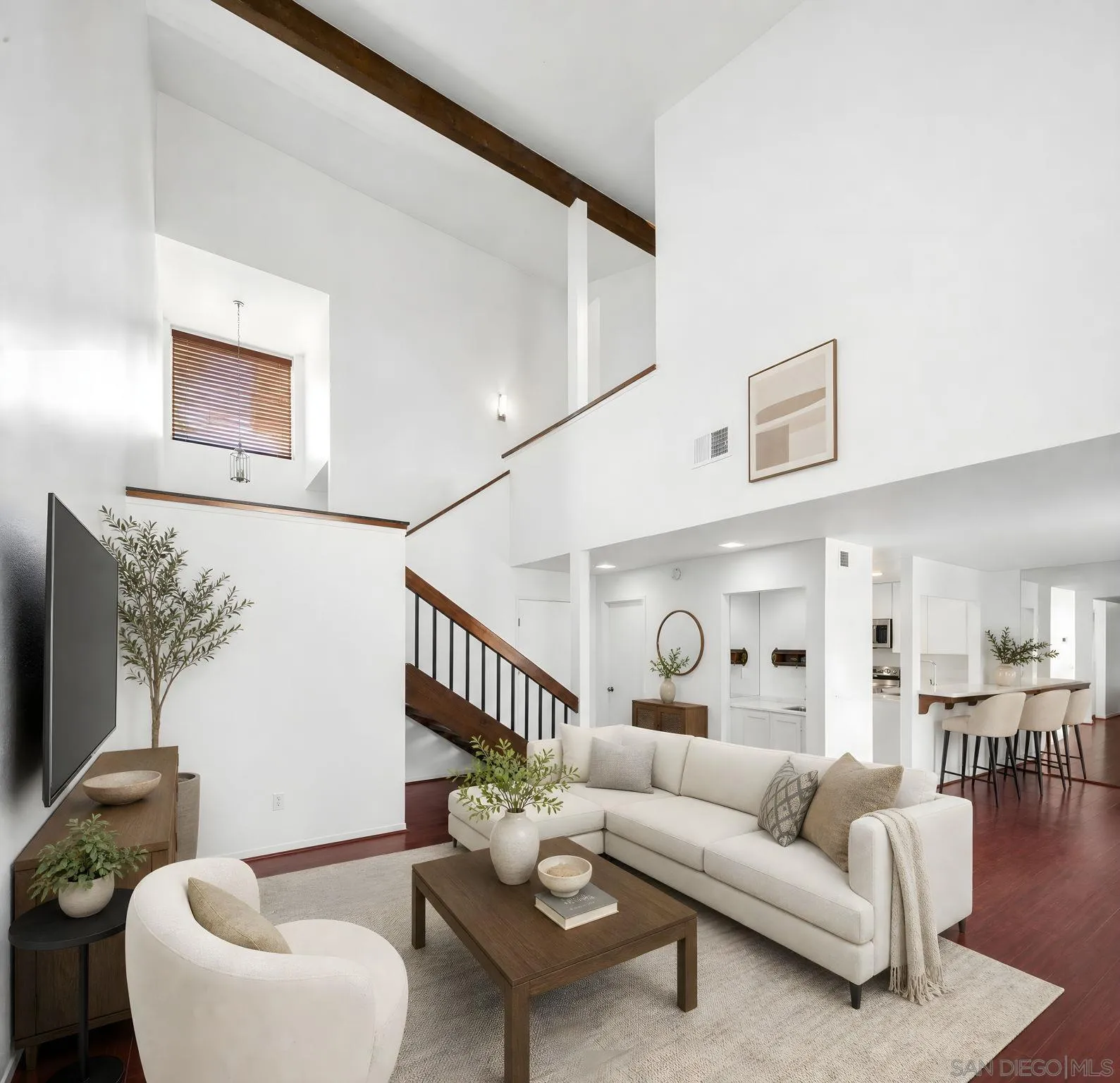 https://cdn.realtyfeed.com/cdn/127/260018136/c0ed50319018bc384eb6f4723a4f2ca9.webp