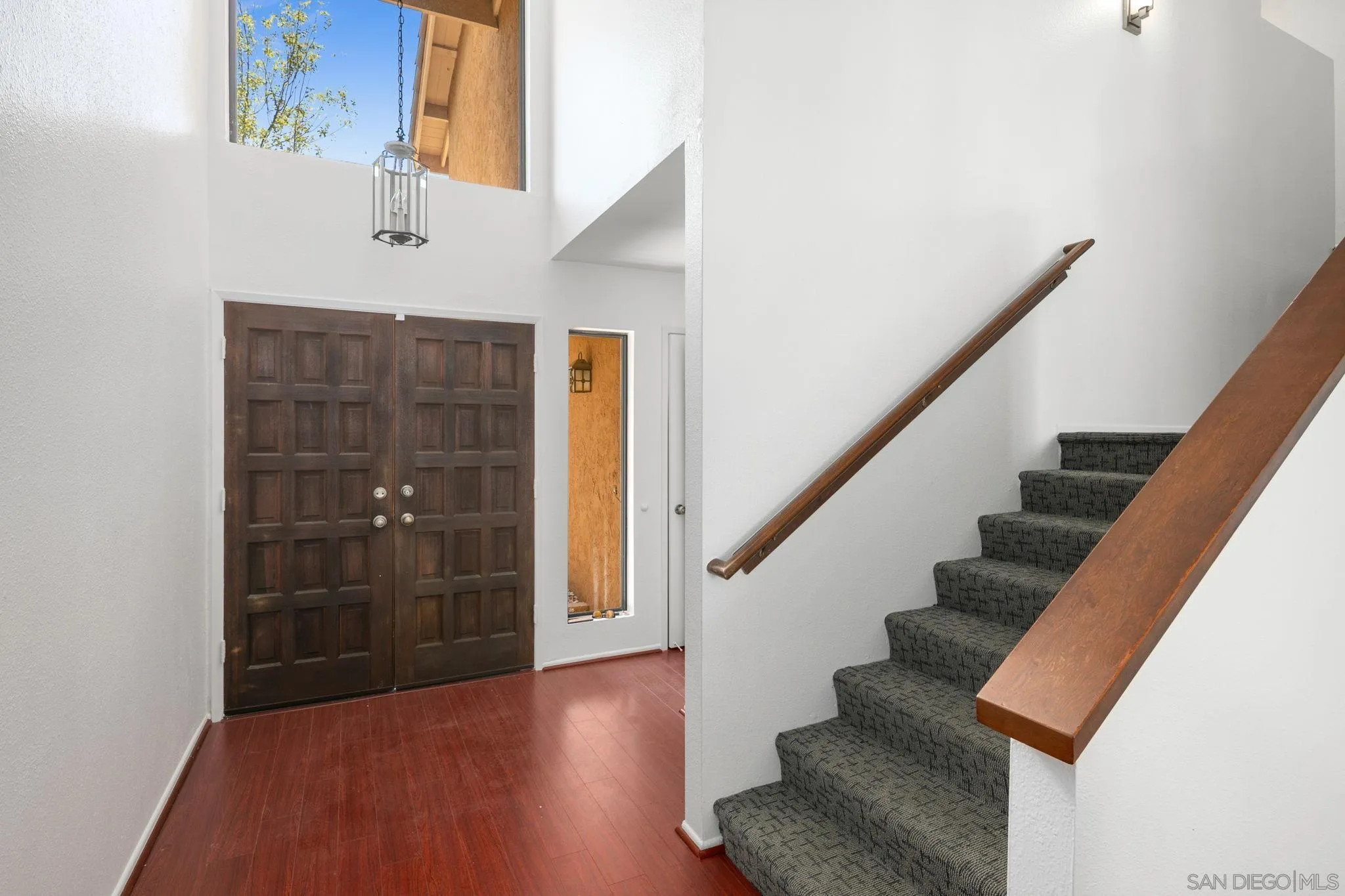 https://cdn.realtyfeed.com/cdn/127/260018136/cf999e3fb5e536d80786909259a8b046.webp