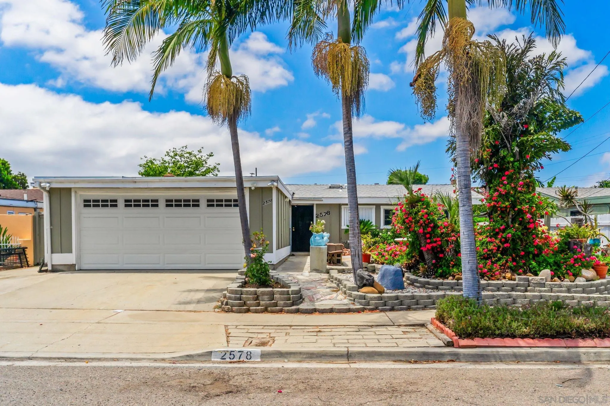 Featured listings