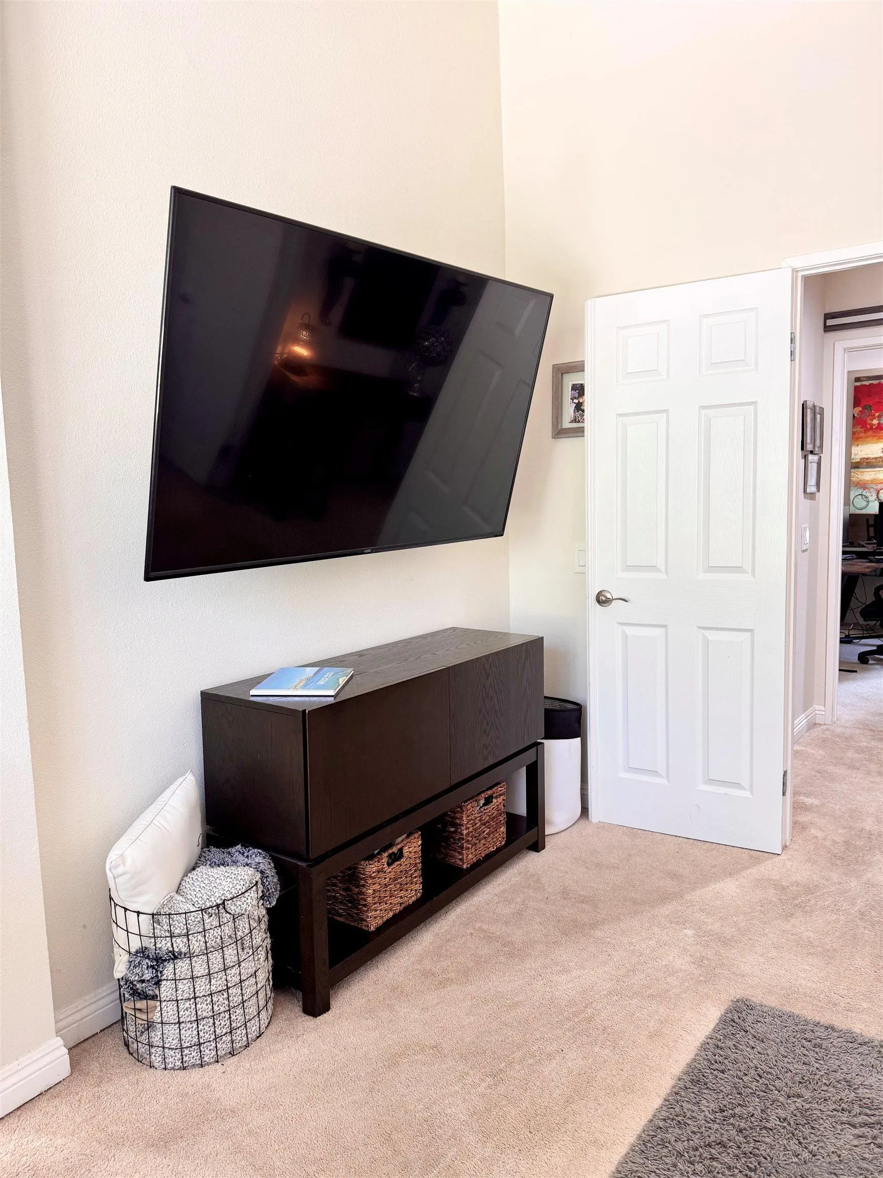 https://cdn.realtyfeed.com/cdn/127/260018141/aceb60d12d807df6565db539714ca6ea.webp