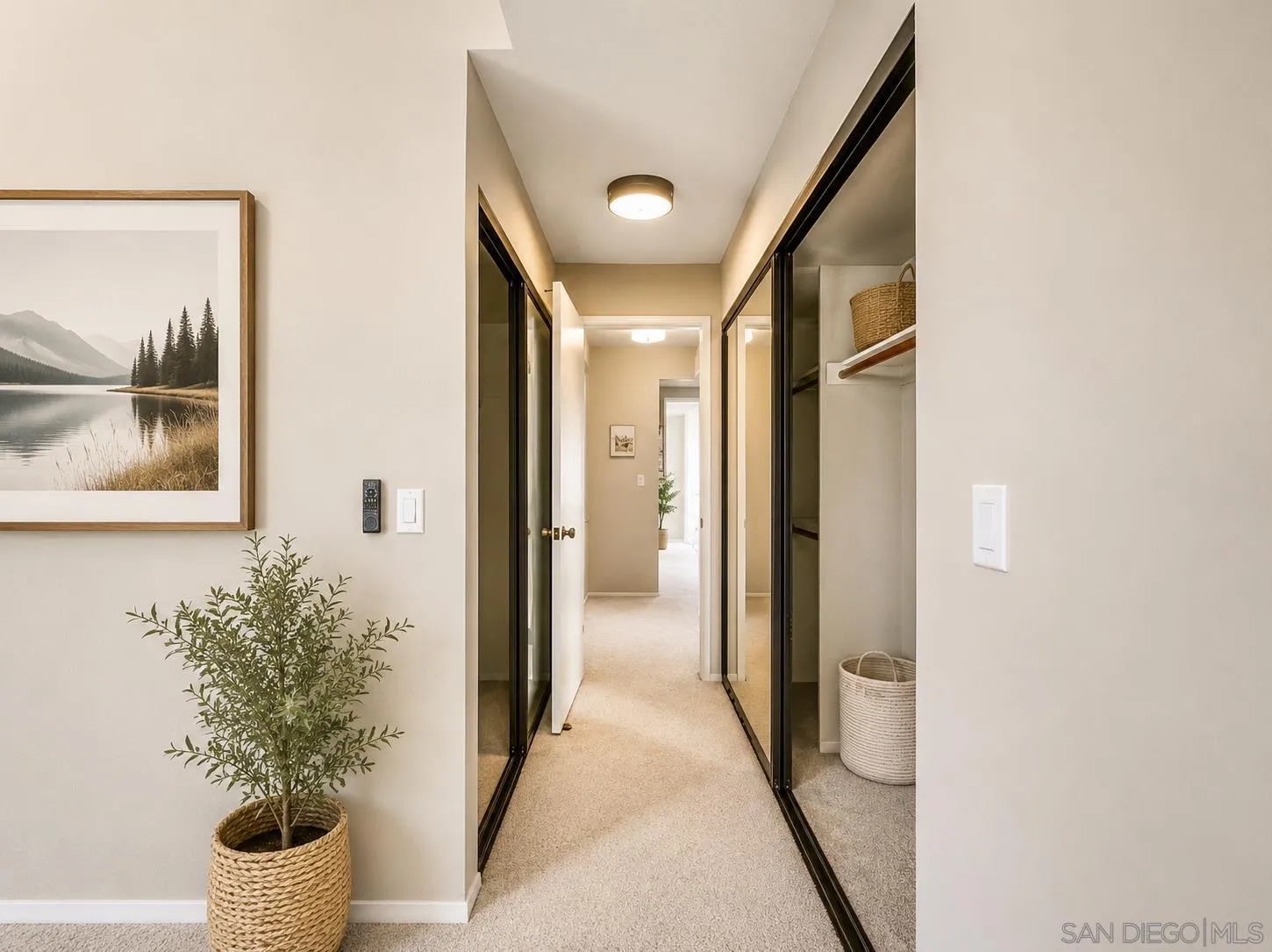 https://cdn.realtyfeed.com/cdn/127/260018146/6cbdd40f429814a289d1e0d9705d9812.webp