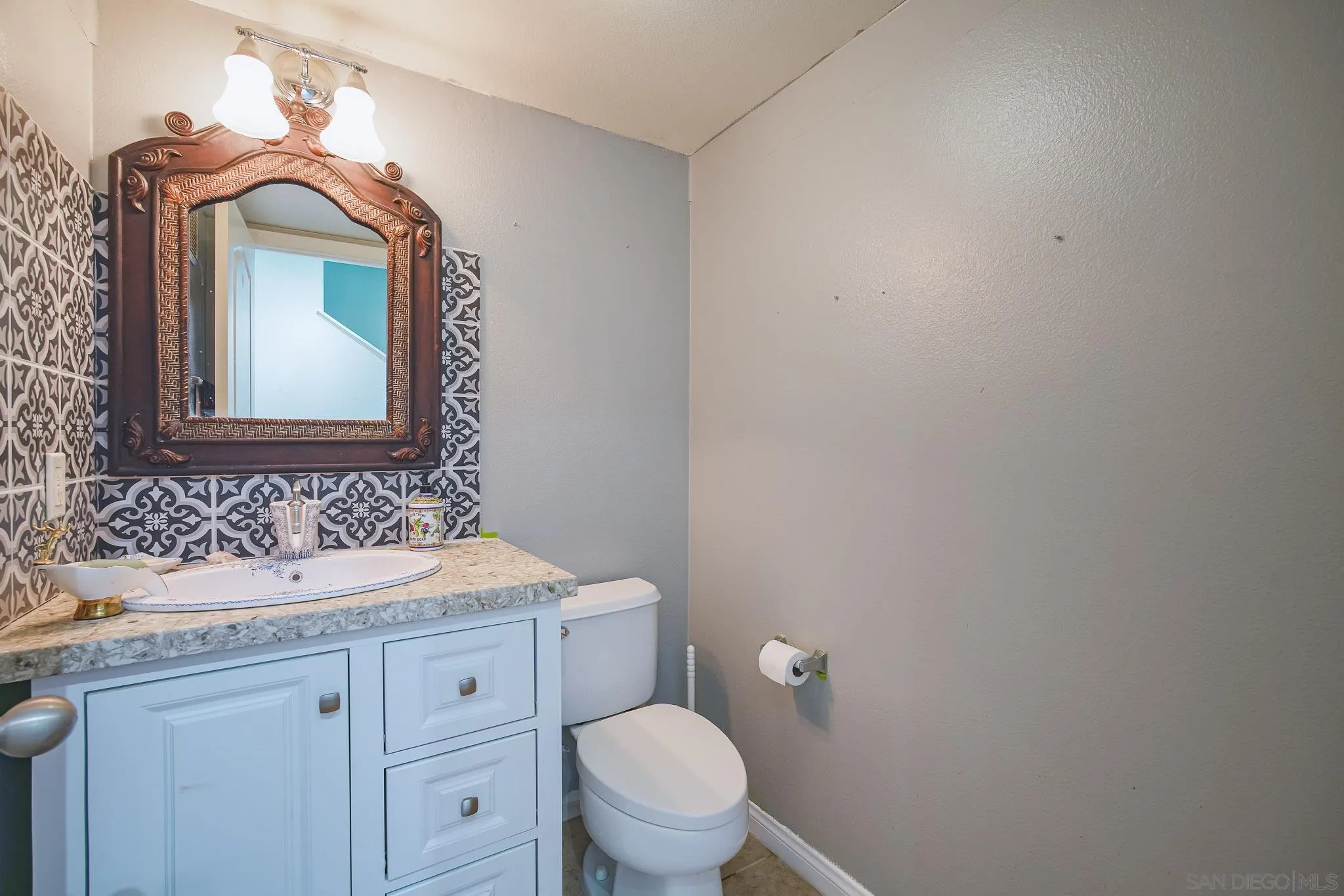 https://cdn.realtyfeed.com/cdn/127/260018149/90c03f5fb578aaaebeea6a6368666885.webp