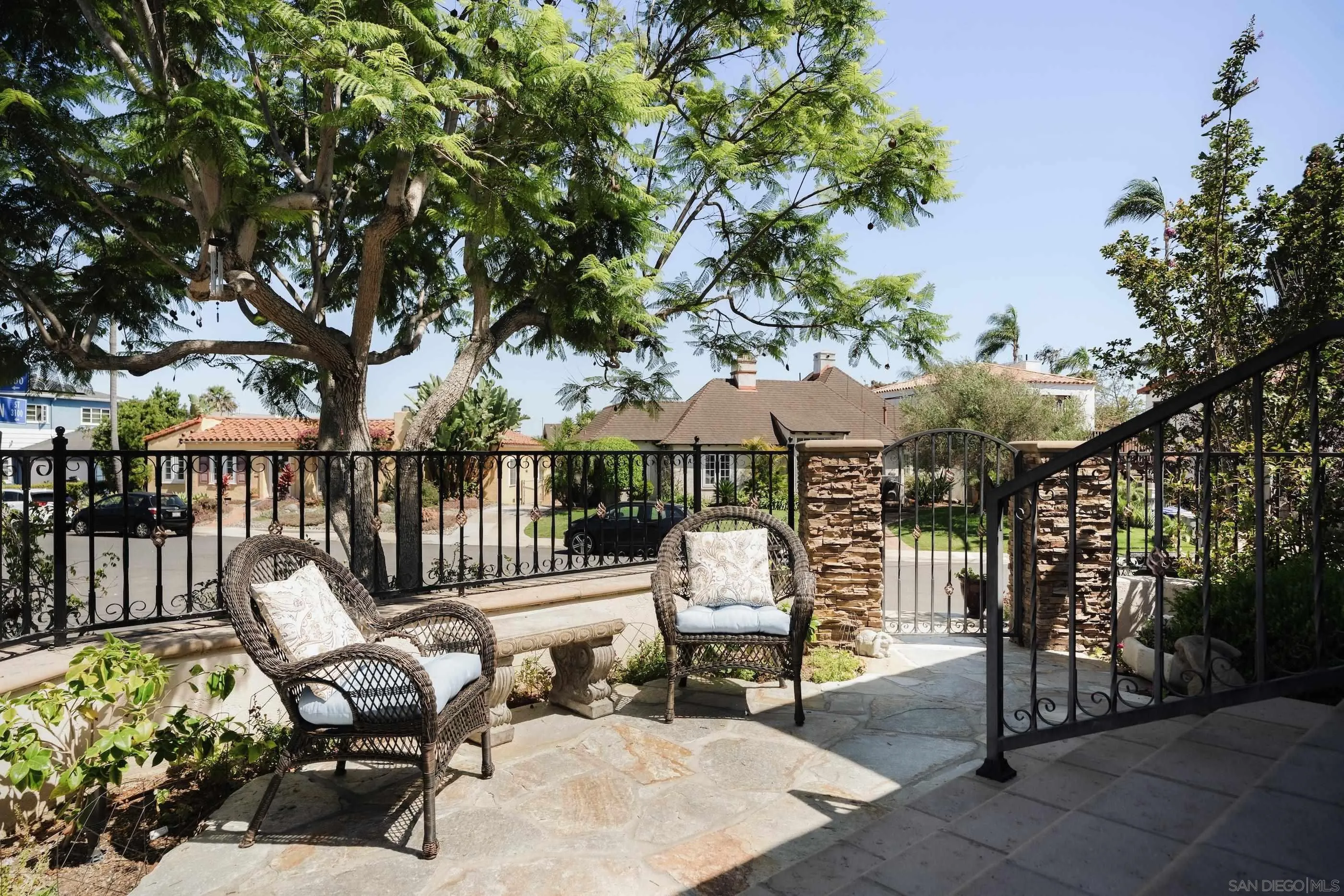 https://cdn.realtyfeed.com/cdn/127/260018151/dbfb22462e8a730da89bdd98c8e8d6ea.webp