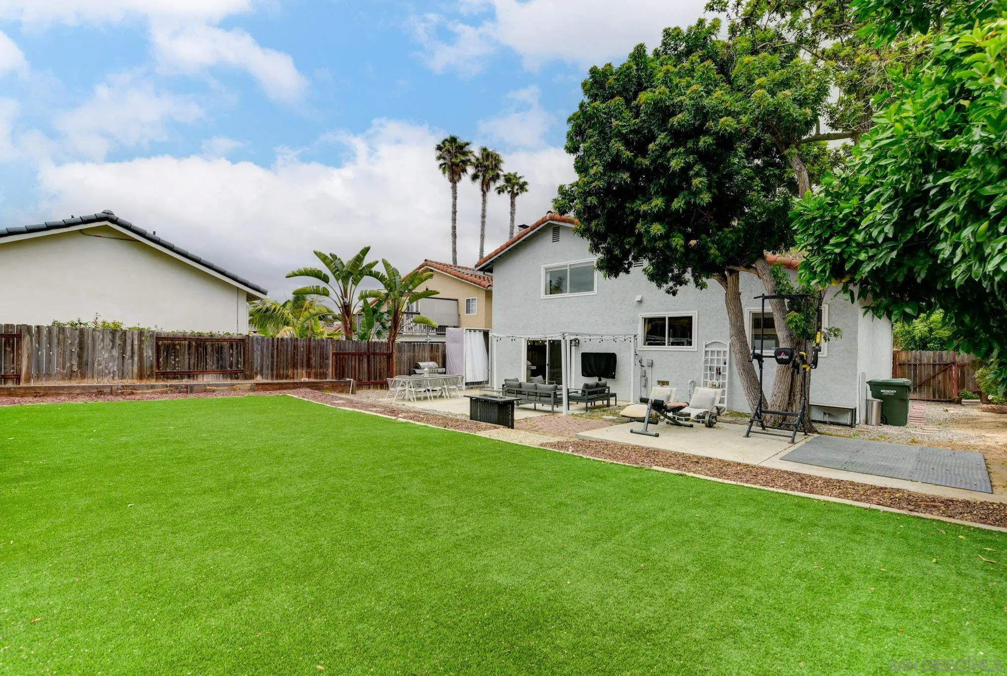 https://cdn.realtyfeed.com/cdn/127/260018152/45c43aae9c15b1787cb64664101ba470.webp