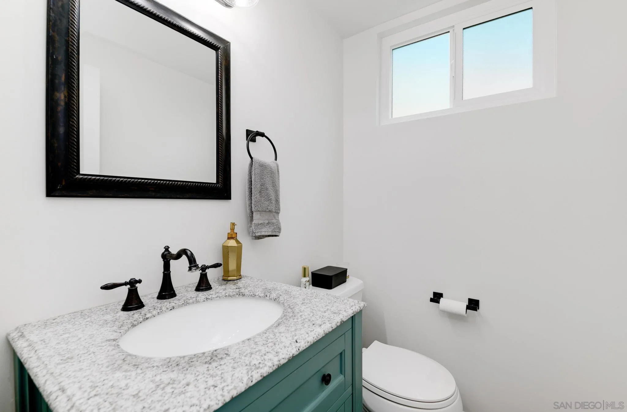 https://cdn.realtyfeed.com/cdn/127/260018152/eadc9639c55dd5af9b79f94d814e0f4d.webp