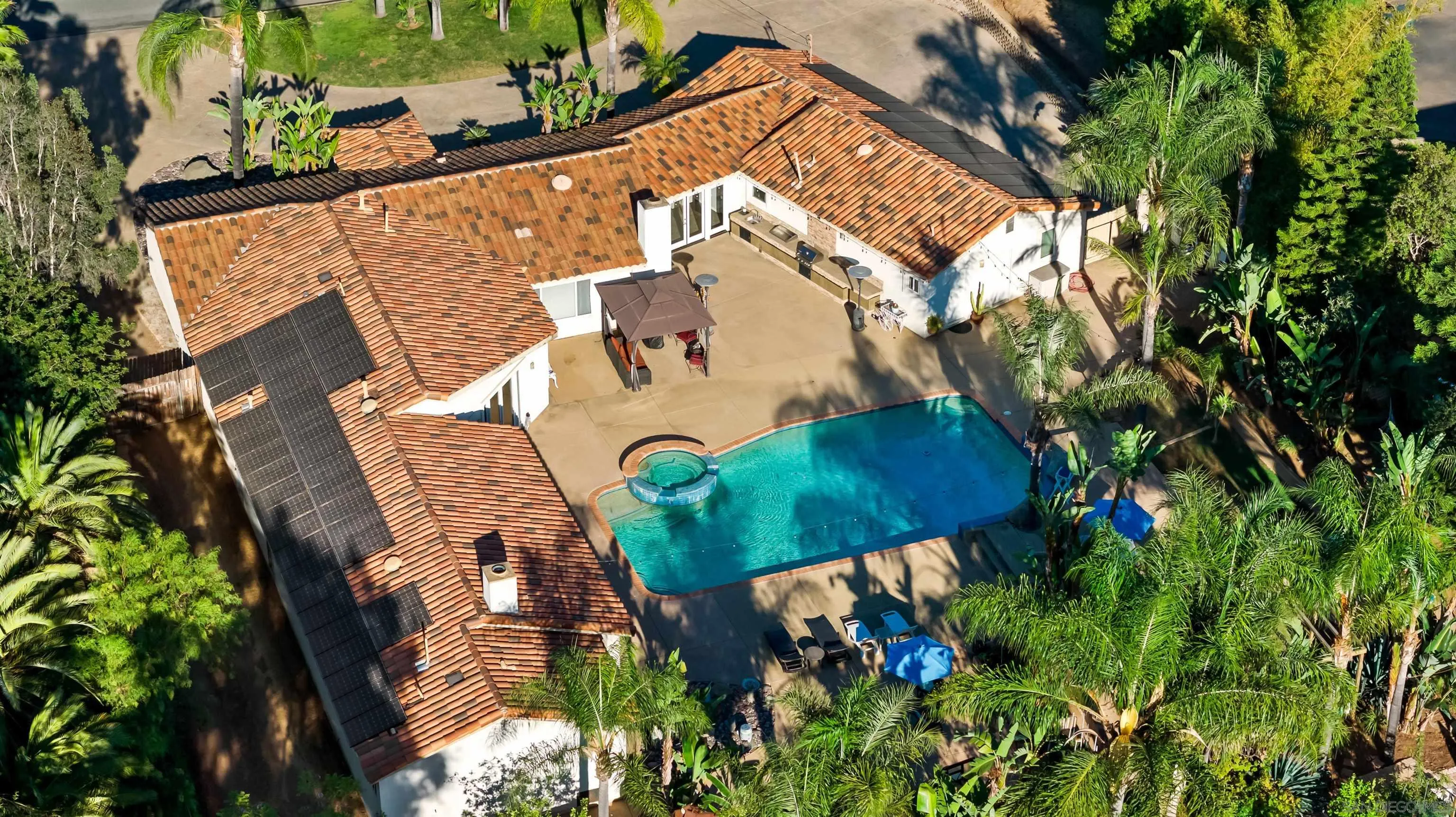 https://cdn.realtyfeed.com/cdn/127/260018159/66c4666403b3ebe3d633676676f3fa9e.webp