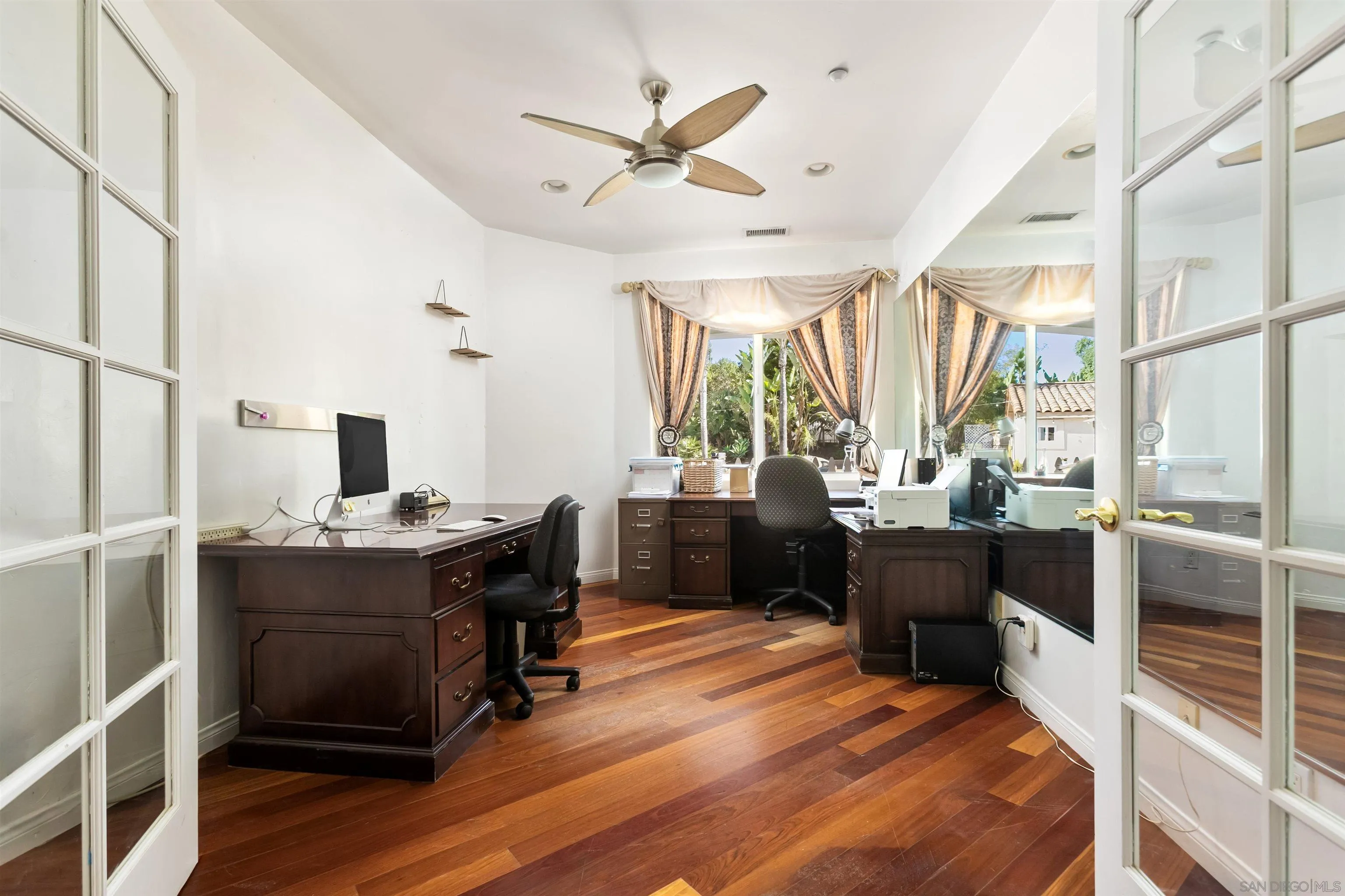 https://cdn.realtyfeed.com/cdn/127/260018159/91cbe46627328133b0687780d1b02171.webp