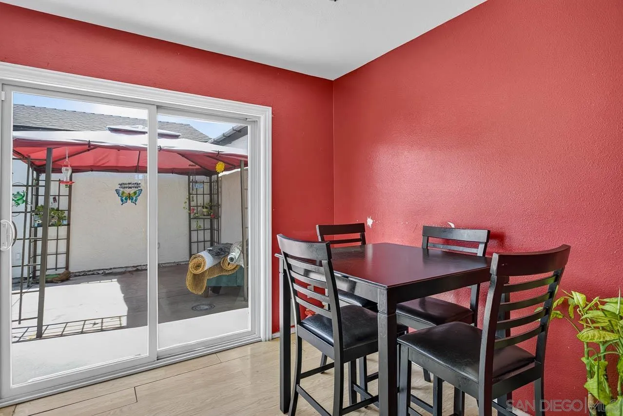 https://cdn.realtyfeed.com/cdn/127/260018167/72bfc31df1989dd1ab54ff68e37338c3.webp