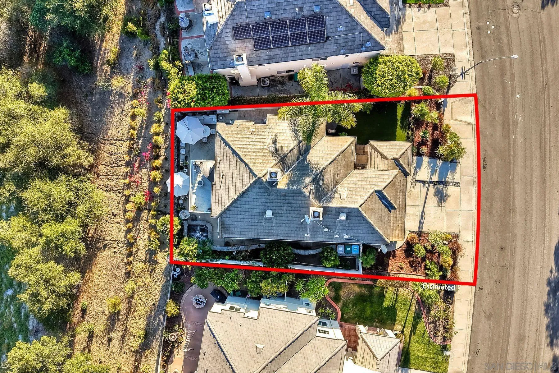 https://cdn.realtyfeed.com/cdn/127/260018168/8462aa4f320c148a749321e99e43fcb8.webp