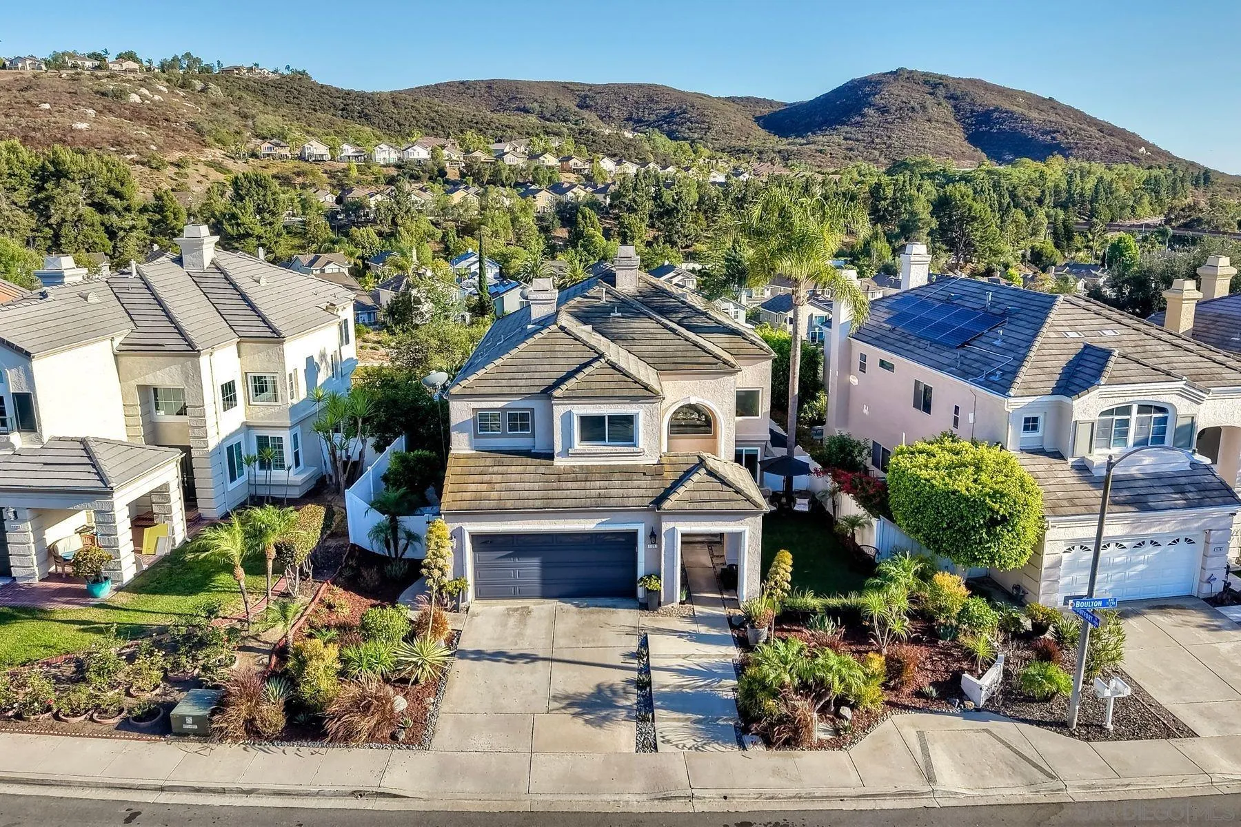 https://cdn.realtyfeed.com/cdn/127/260018168/8945160e165f47dea4ccbfd66ba2782c.webp