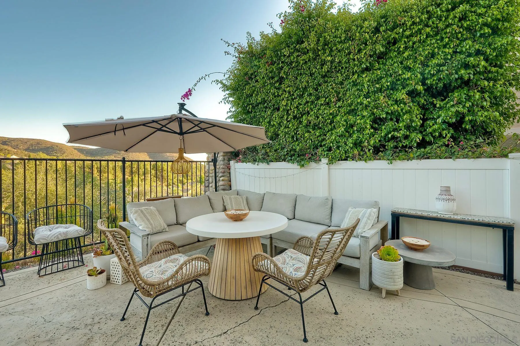 https://cdn.realtyfeed.com/cdn/127/260018168/b0312d525c612ee0f1bc34fce731bb96.webp