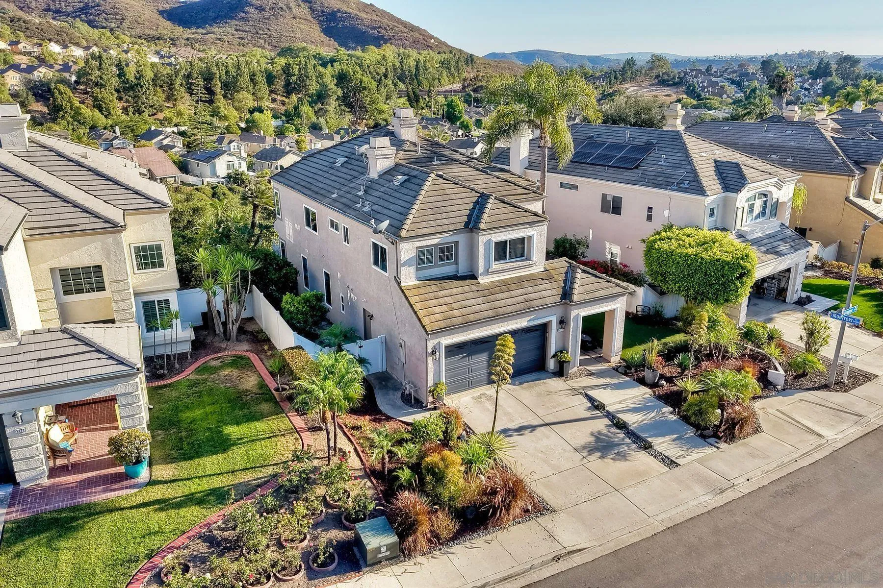 https://cdn.realtyfeed.com/cdn/127/260018168/f620620cbbc496e8a046e8111111121c.webp