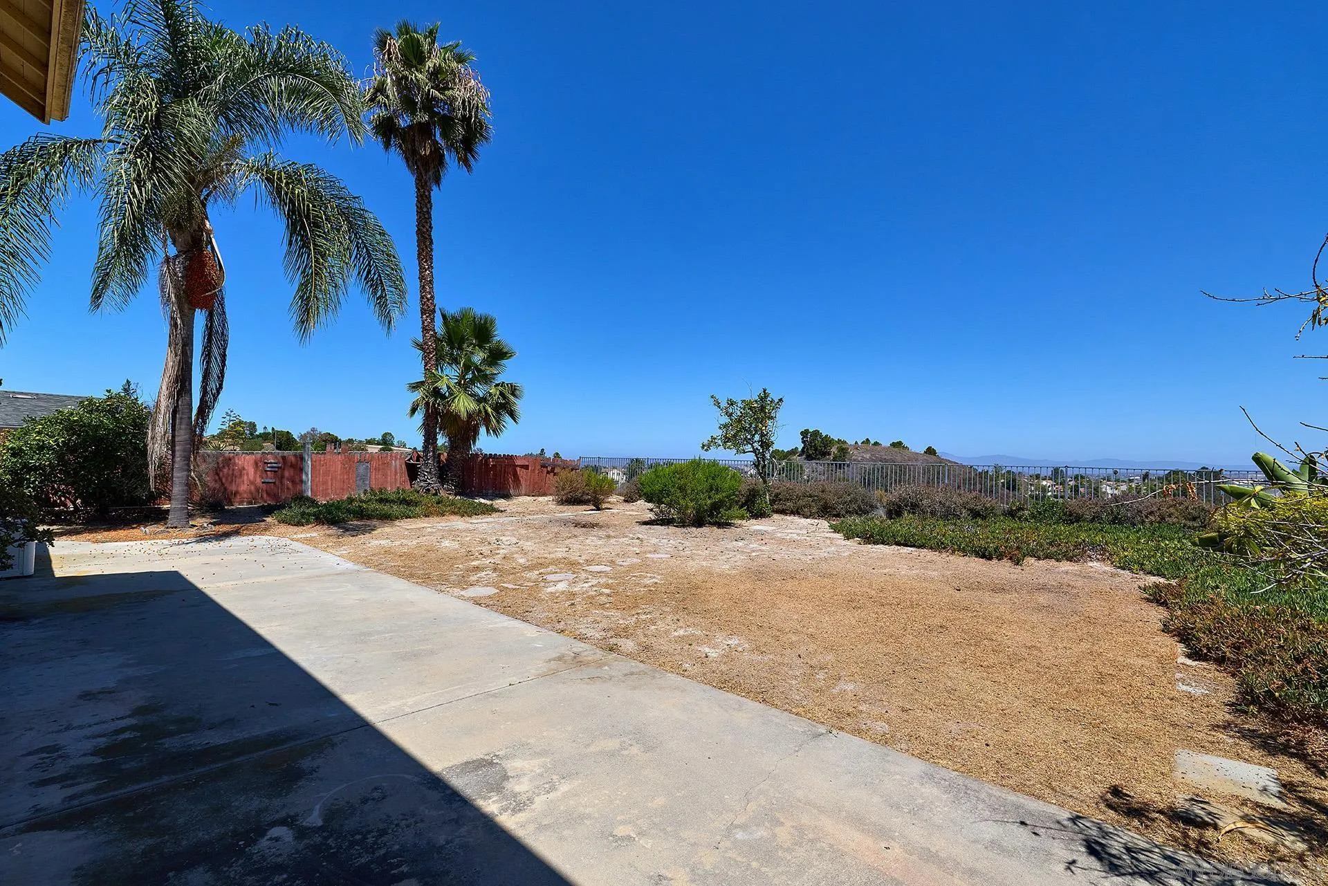 https://cdn.realtyfeed.com/cdn/127/260018170/0348a90b1c797eaf7f074764992d7c50.webp