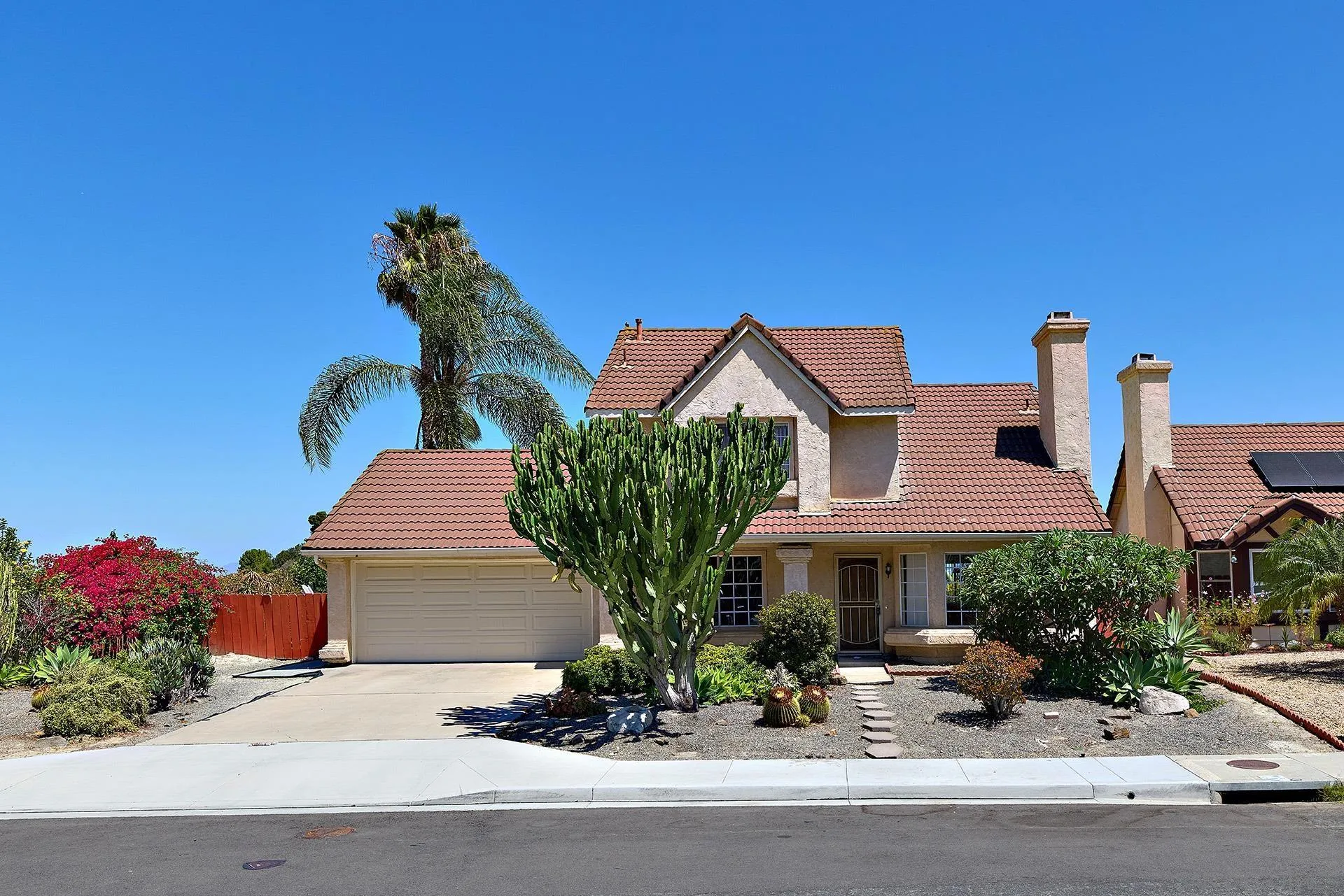 https://cdn.realtyfeed.com/cdn/127/260018170/fdcacffa891518314b0d145f8e441bb5.webp