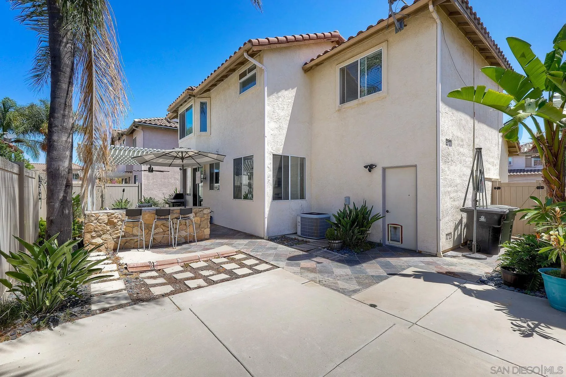 https://cdn.realtyfeed.com/cdn/127/260018176/281efcbd5eeb75c445ecee19970a26e5.webp