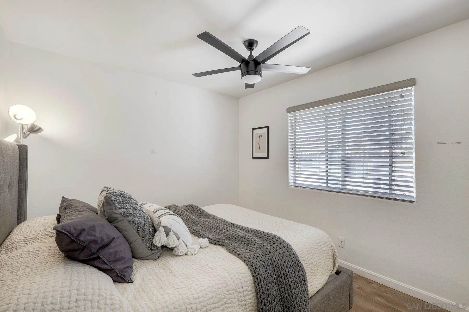 https://cdn.realtyfeed.com/cdn/127/260018176/2a781bce755733527fc6c734d325be26.webp