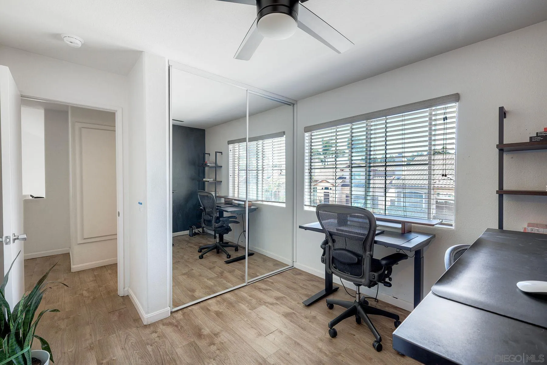 https://cdn.realtyfeed.com/cdn/127/260018176/2e109baf3f6ce6cc1188f9fe9d421a04.webp