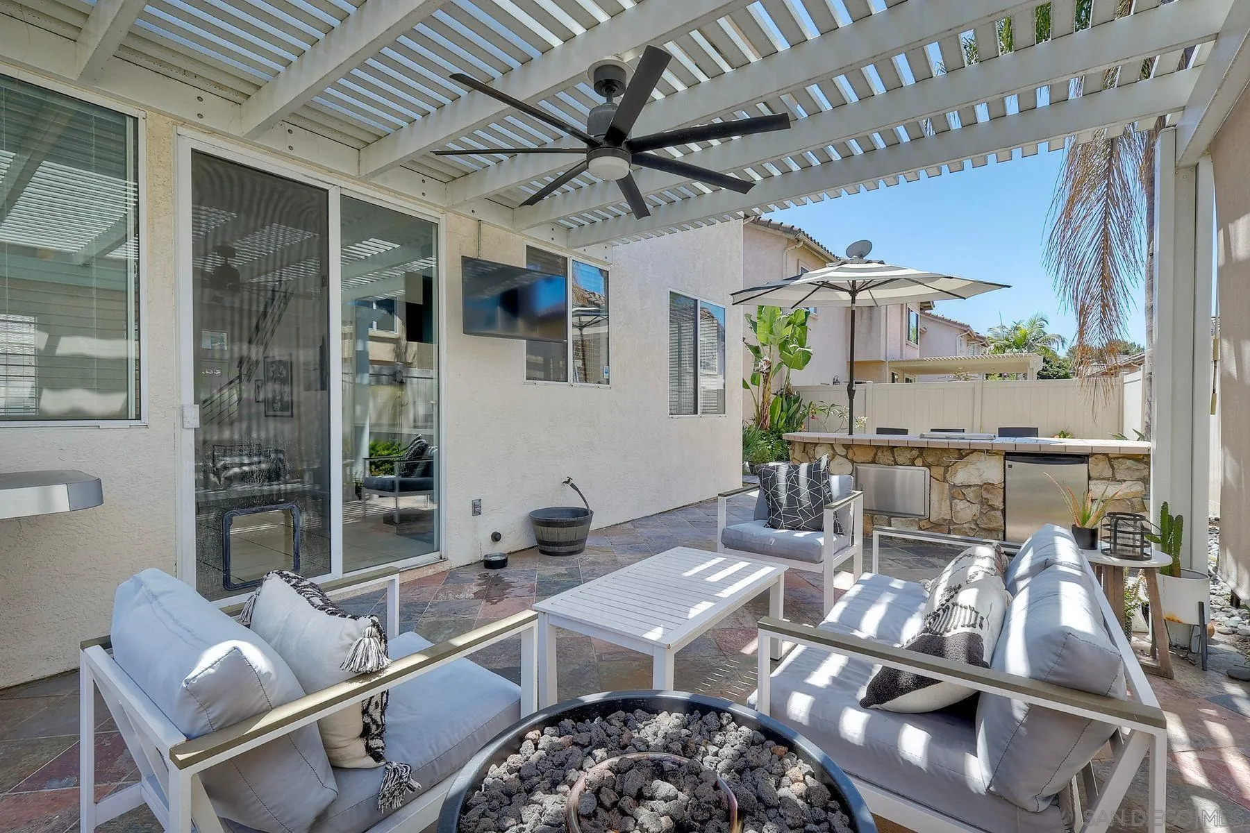 https://cdn.realtyfeed.com/cdn/127/260018176/5d920b1a45fbce907a14171ae629ea82.webp
