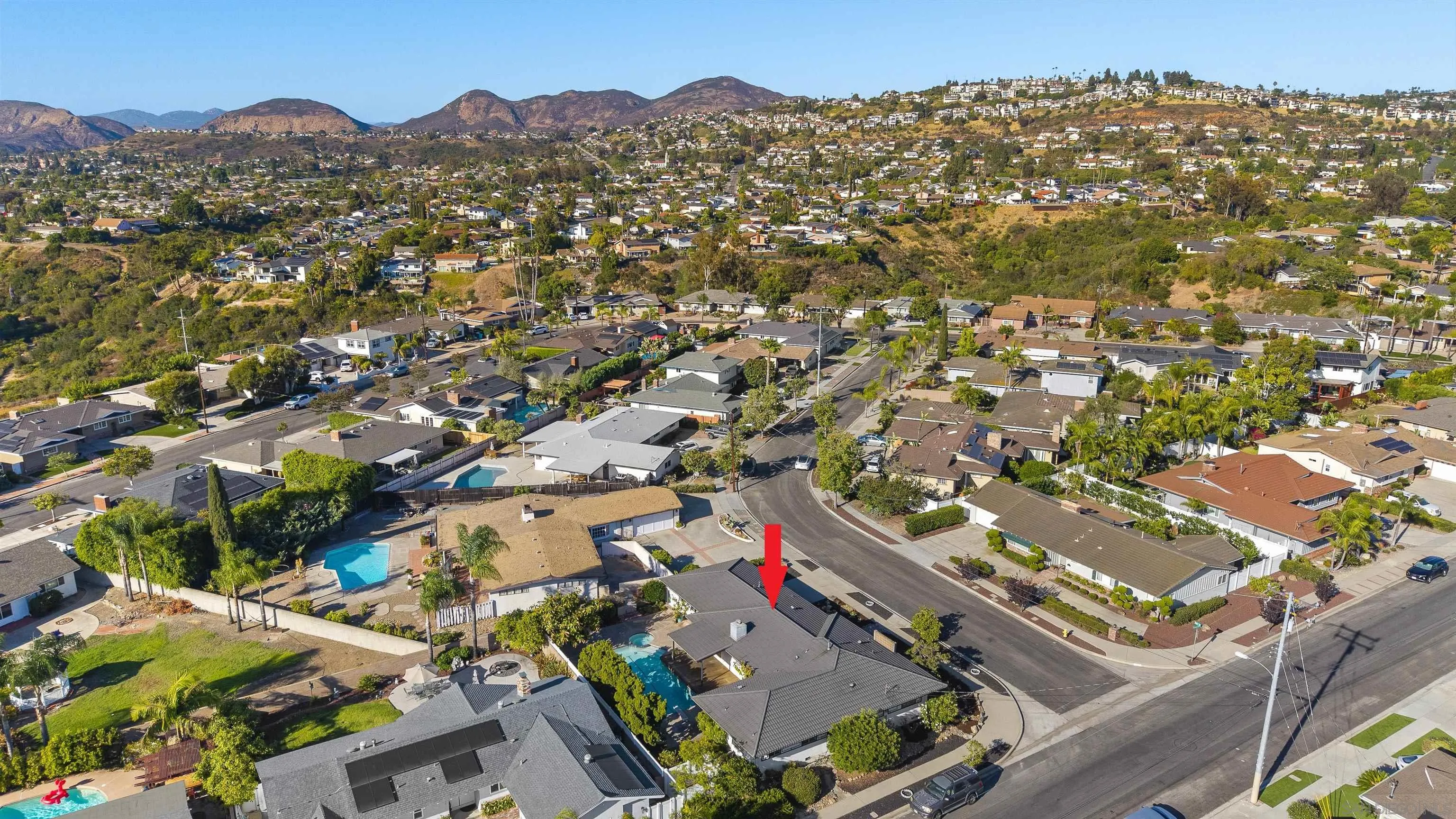 https://cdn.realtyfeed.com/cdn/127/260018177/88f90264357e92592c6bec8f3f6713ed.webp