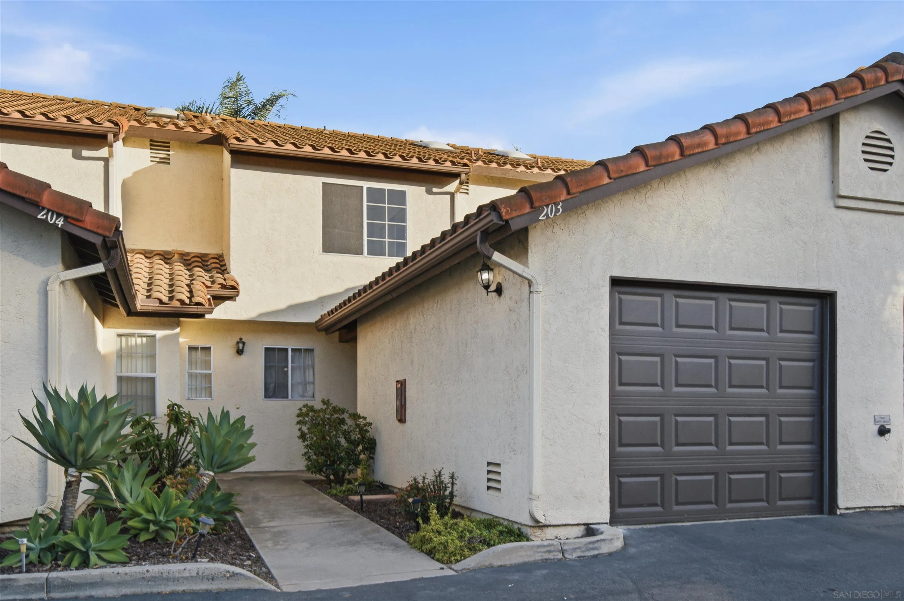5704 Camino Del Cielo Unit 203, Bonsall, CA 92003 - Main photo, Bonsall, CA