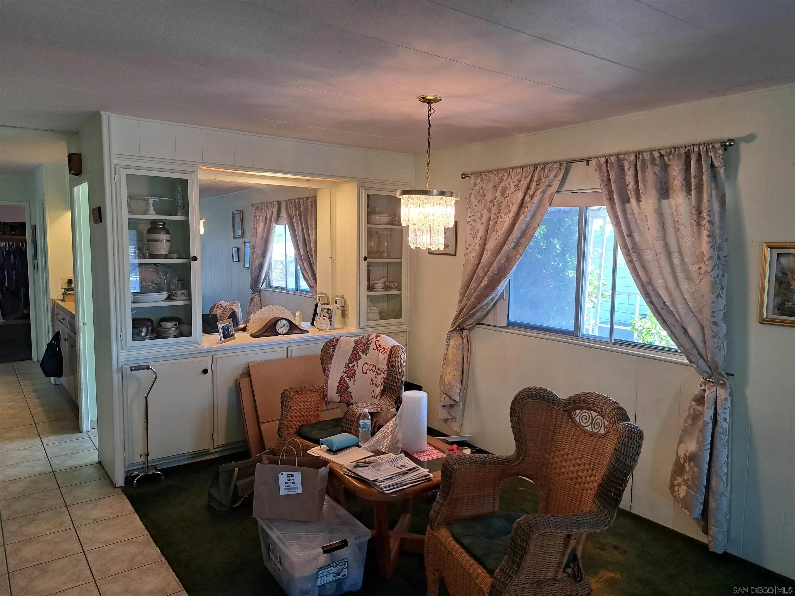 https://cdn.realtyfeed.com/cdn/127/260018181/4a8ec99ce5699eb09bc941cccac08035.webp