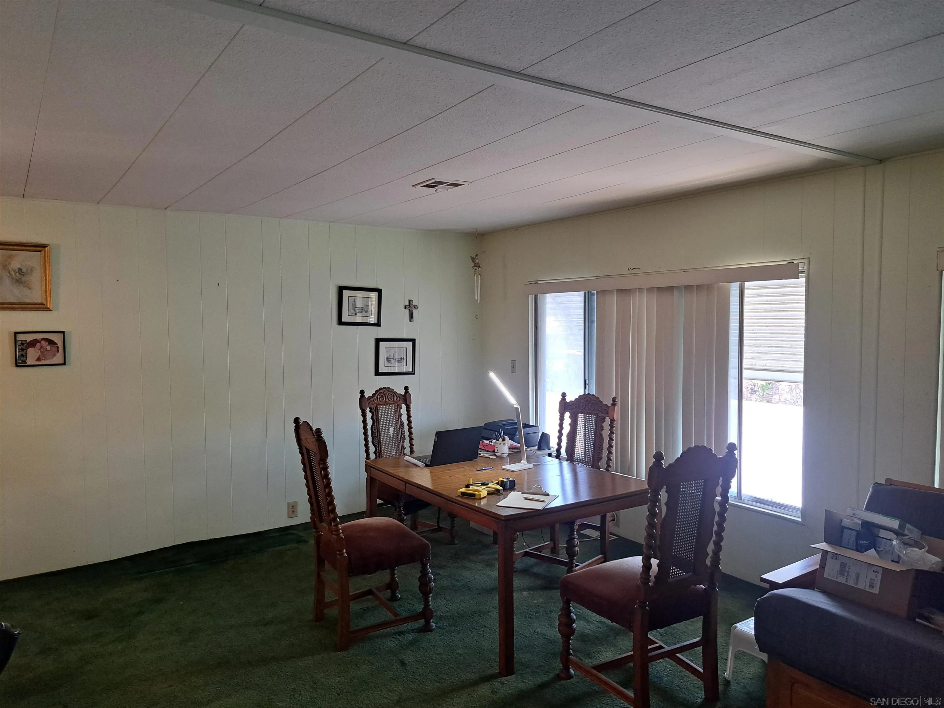 https://cdn.realtyfeed.com/cdn/127/260018181/c1e95a82c0842b9bb2723cae9c41e4c3.webp