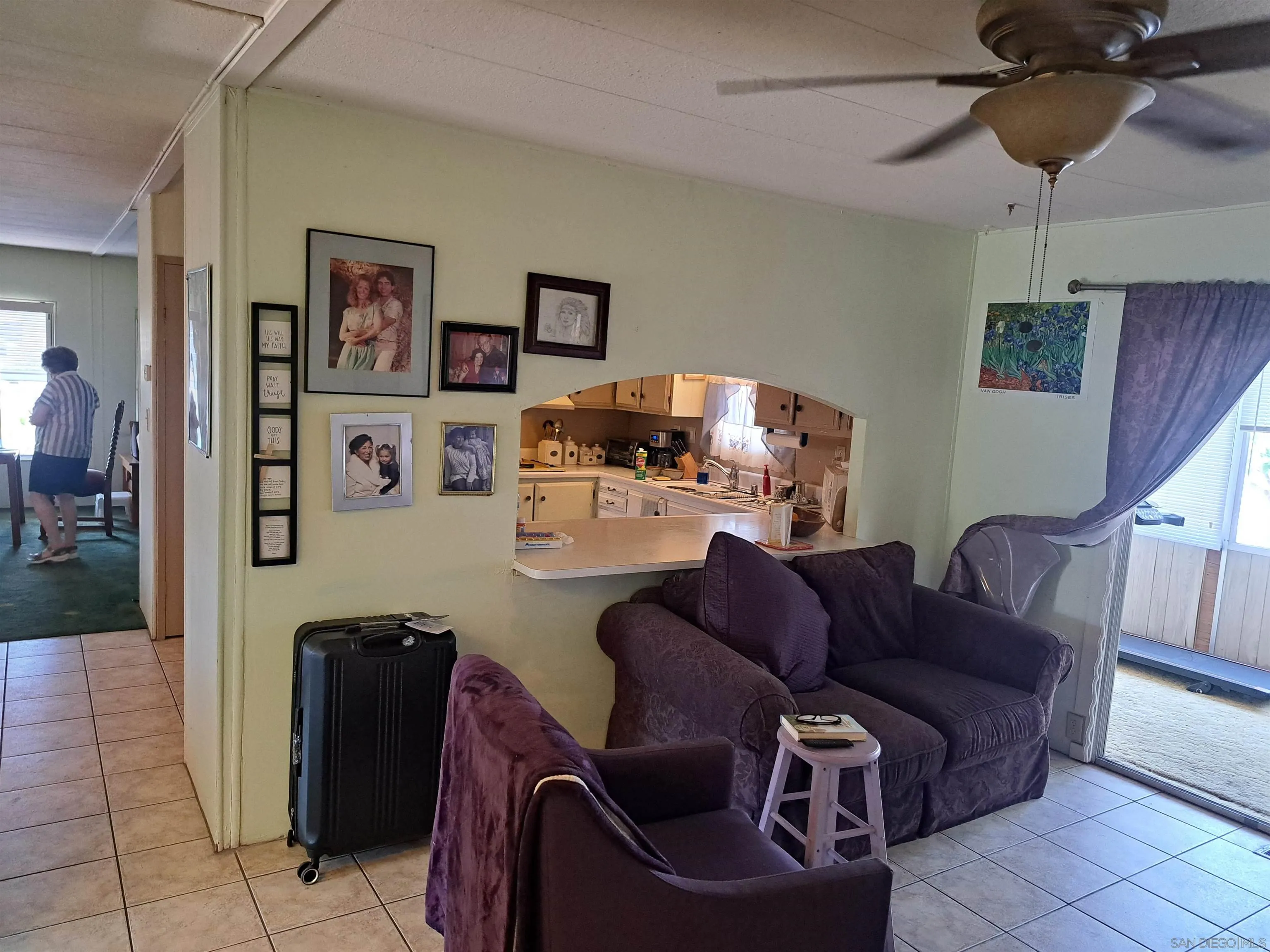 https://cdn.realtyfeed.com/cdn/127/260018181/d308feaa3c16b5c56bbf97c1e181b08f.webp