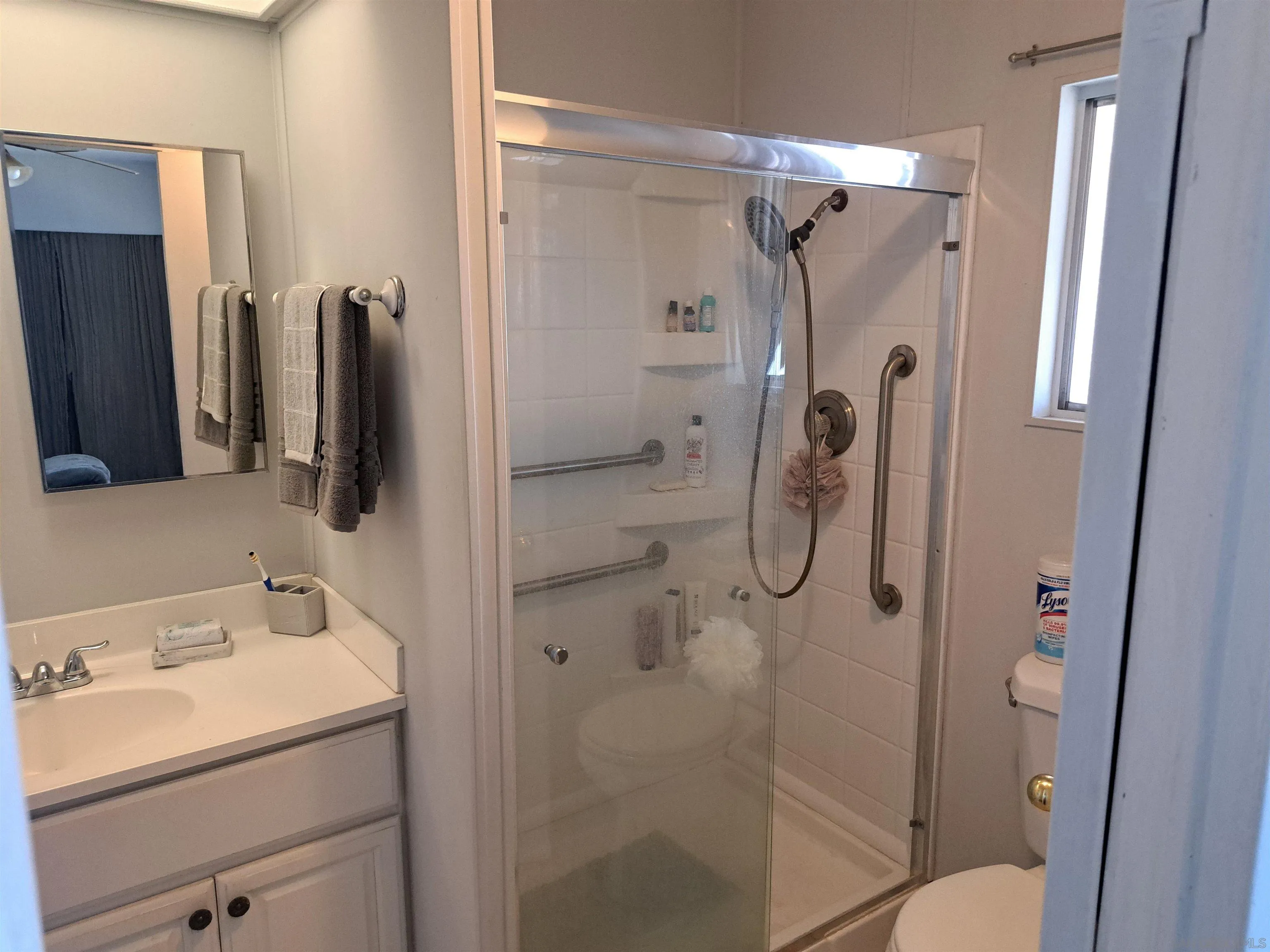 https://cdn.realtyfeed.com/cdn/127/260018181/e9f65612f75d2e5904b83227b0d03795.webp