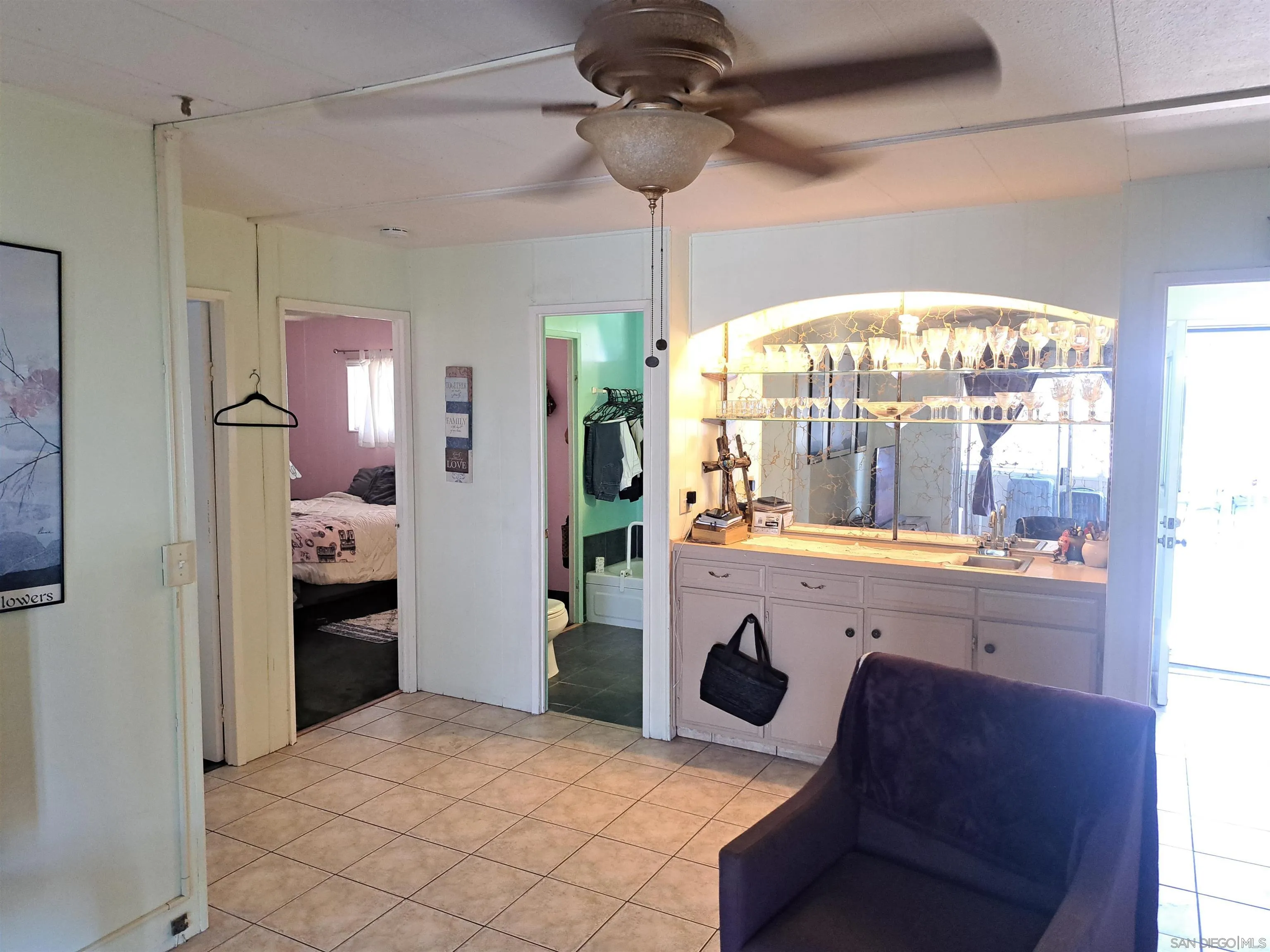 https://cdn.realtyfeed.com/cdn/127/260018181/f0022817ff32dd6485183b8a4d6855aa.webp
